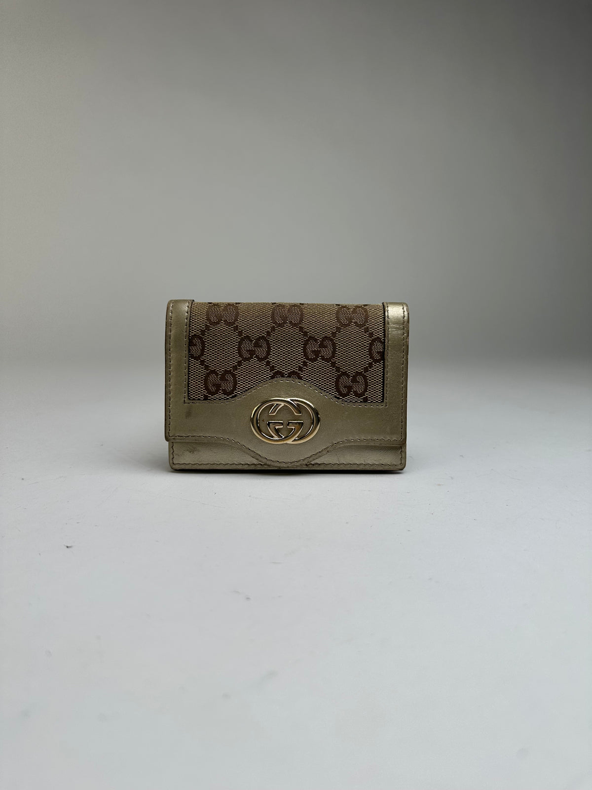 Vintage Gucci GG Supreme Bifold Wallet c. 2010 Beige Brown