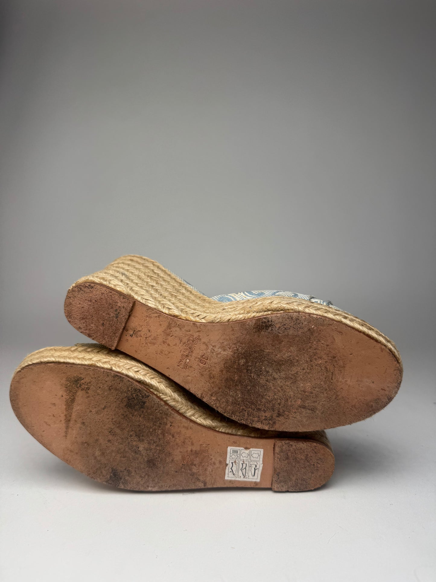 Vintage Celine Paris Monogram pumps blue beige EU36