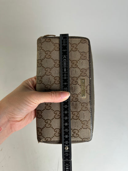 Vintage Gucci GG Supreme Canvas Zip Wallet Beige Brown