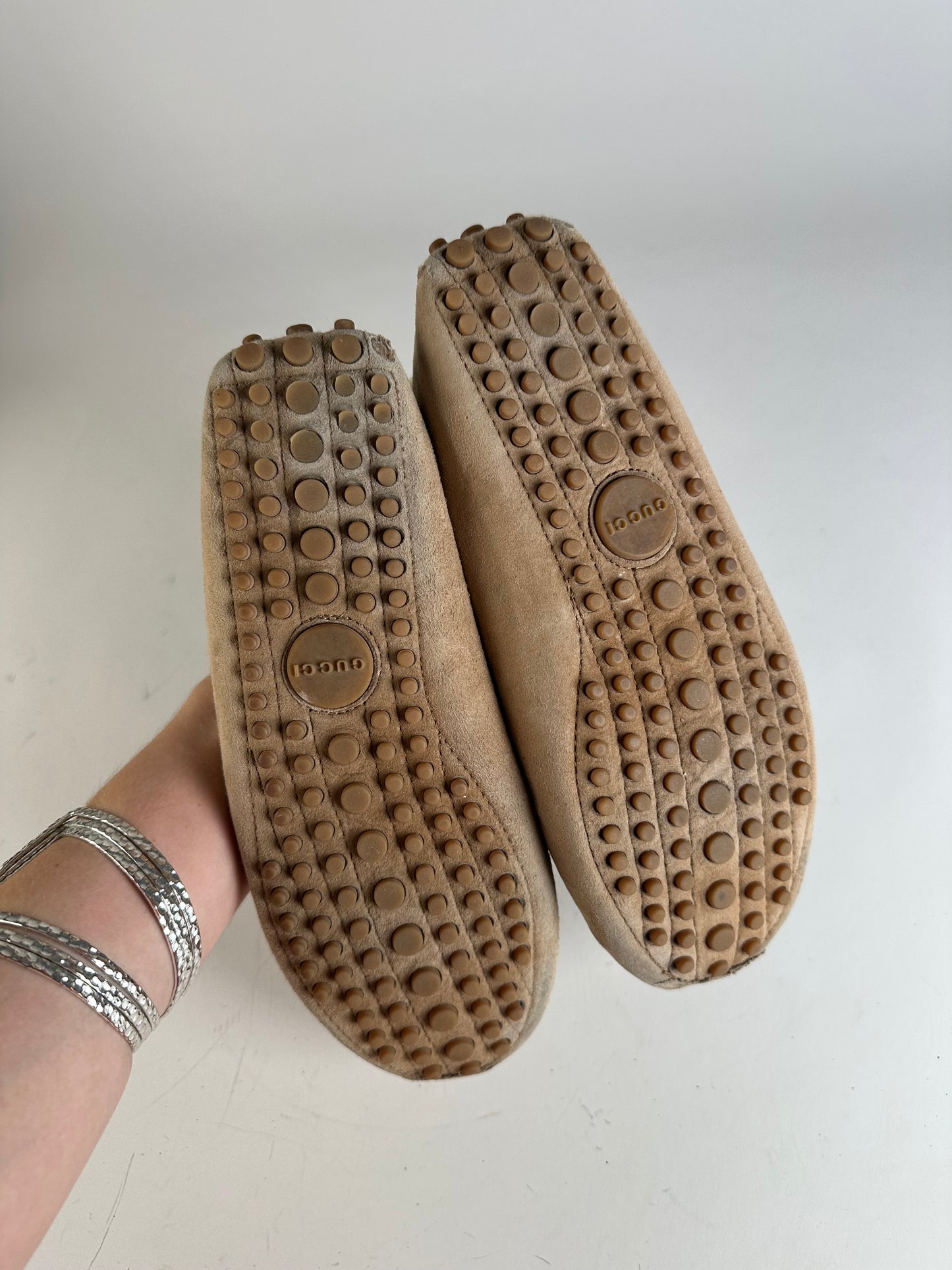 Vintage Gucci Shearling Lined Suede Slippers Beige Cream EU37