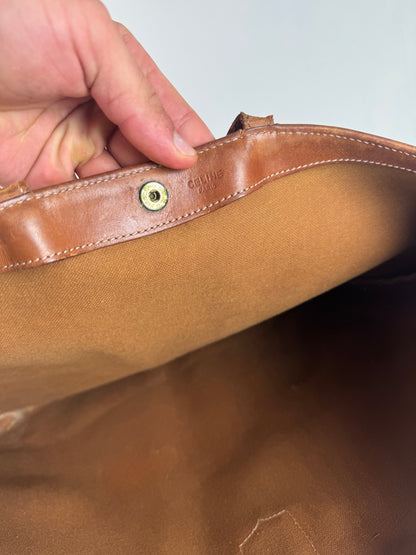 Grand sac vintage en cuir monogramme Céline Triomphe beige marron