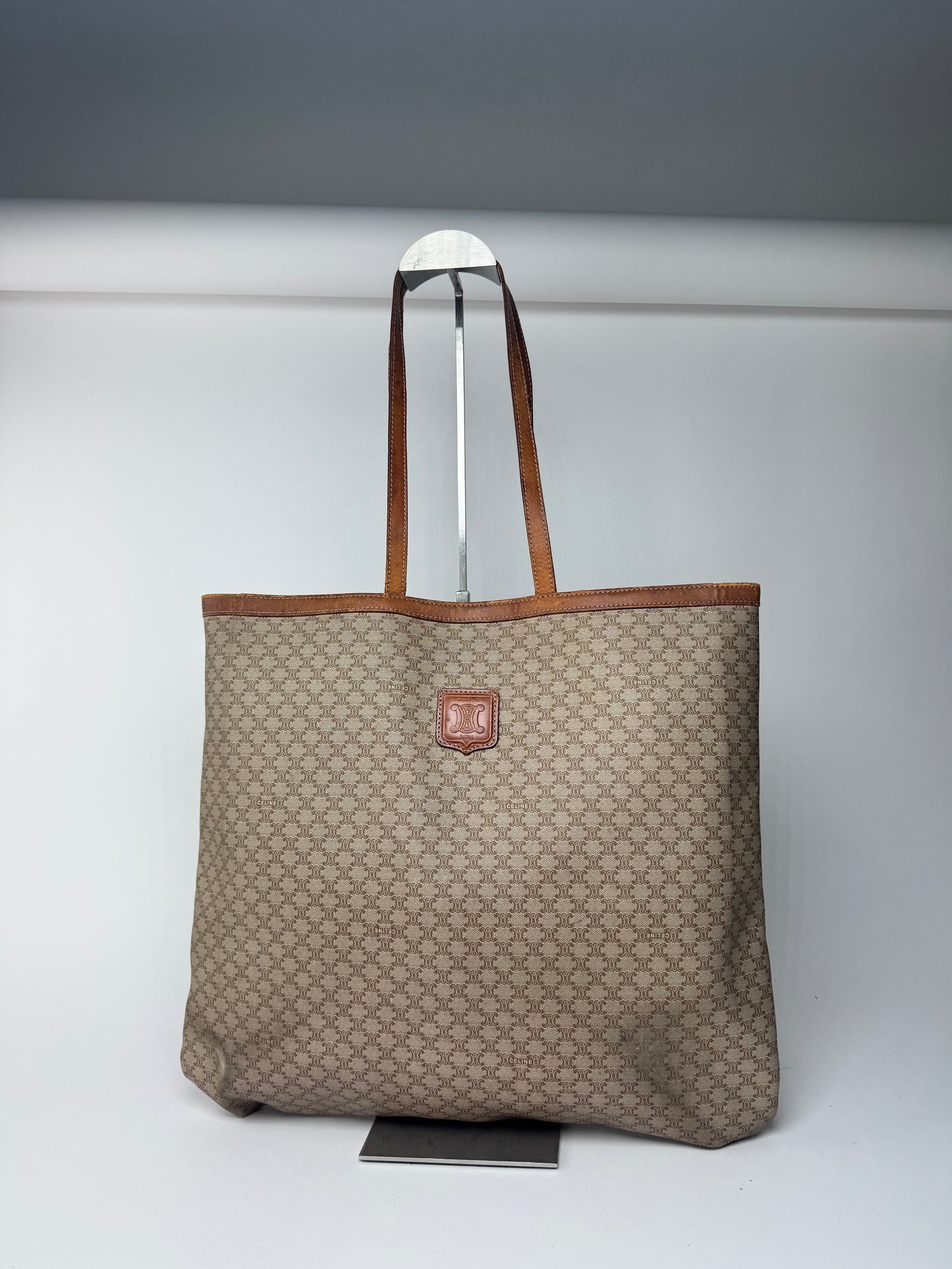 Grand sac vintage en cuir monogramme Céline Triomphe beige marron