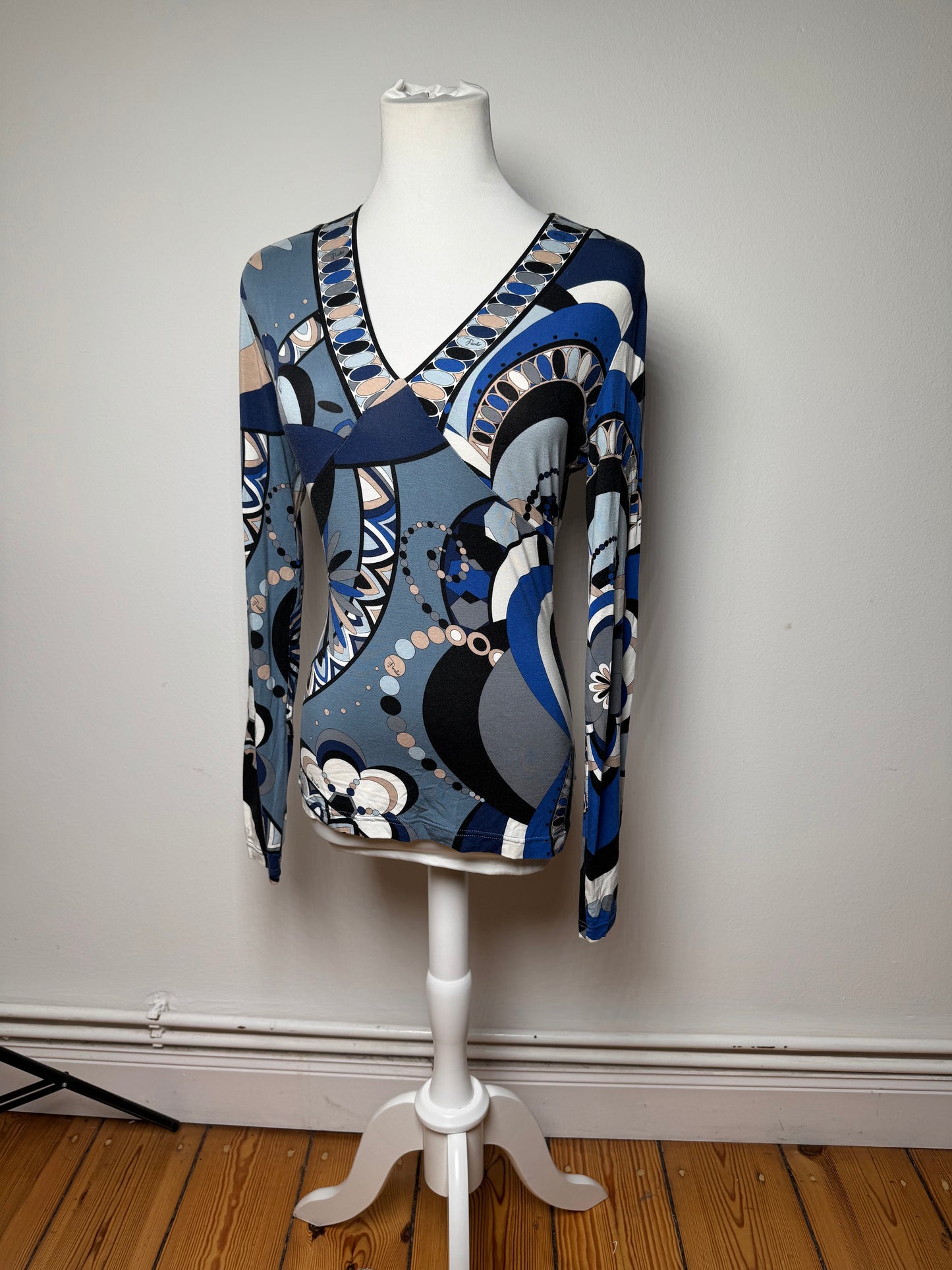 Vintage Emilio Pucci Abstract V Neck Viscose Sweater Blue 38/M