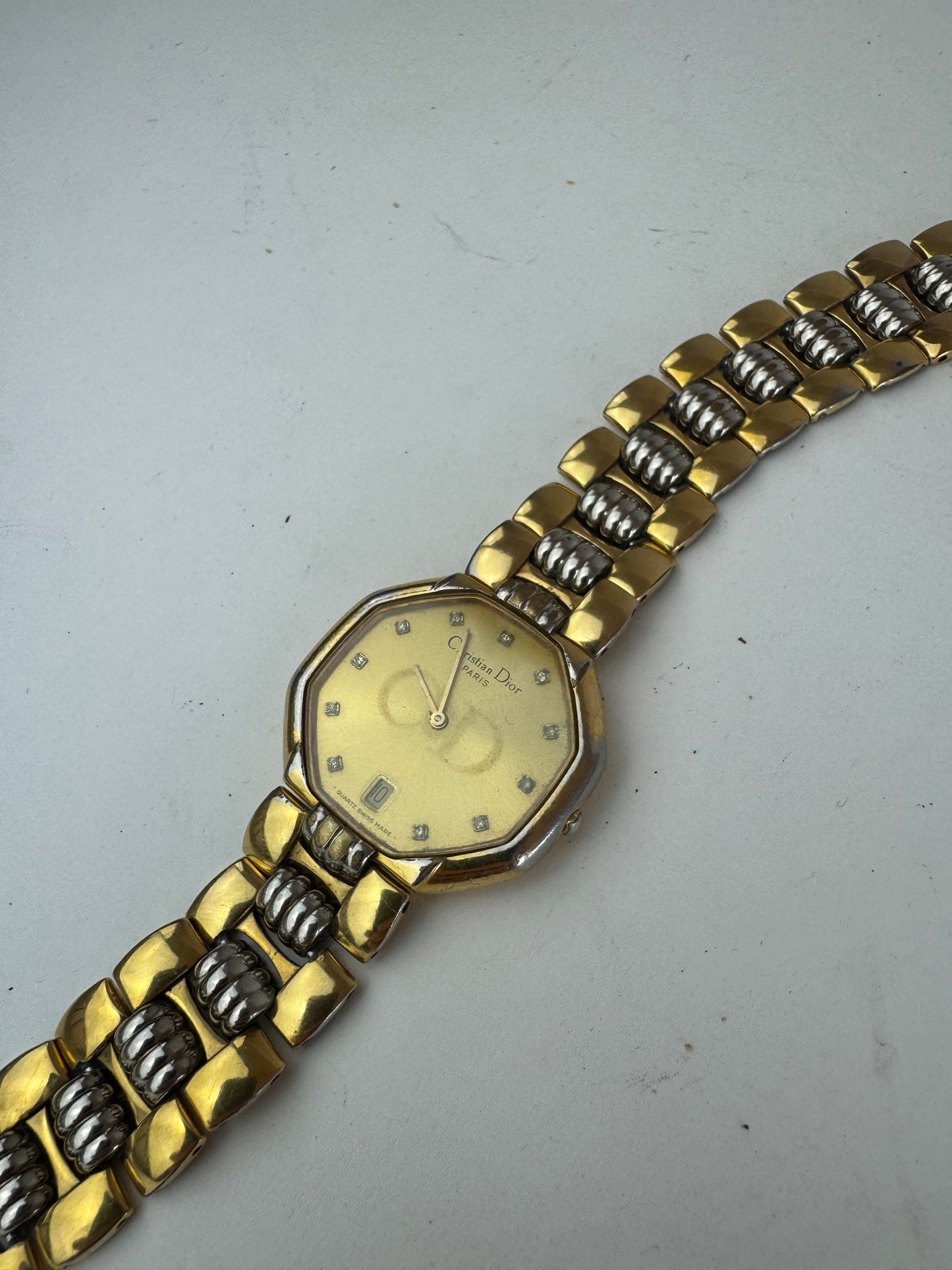 Montre Dior vintage en acier doré