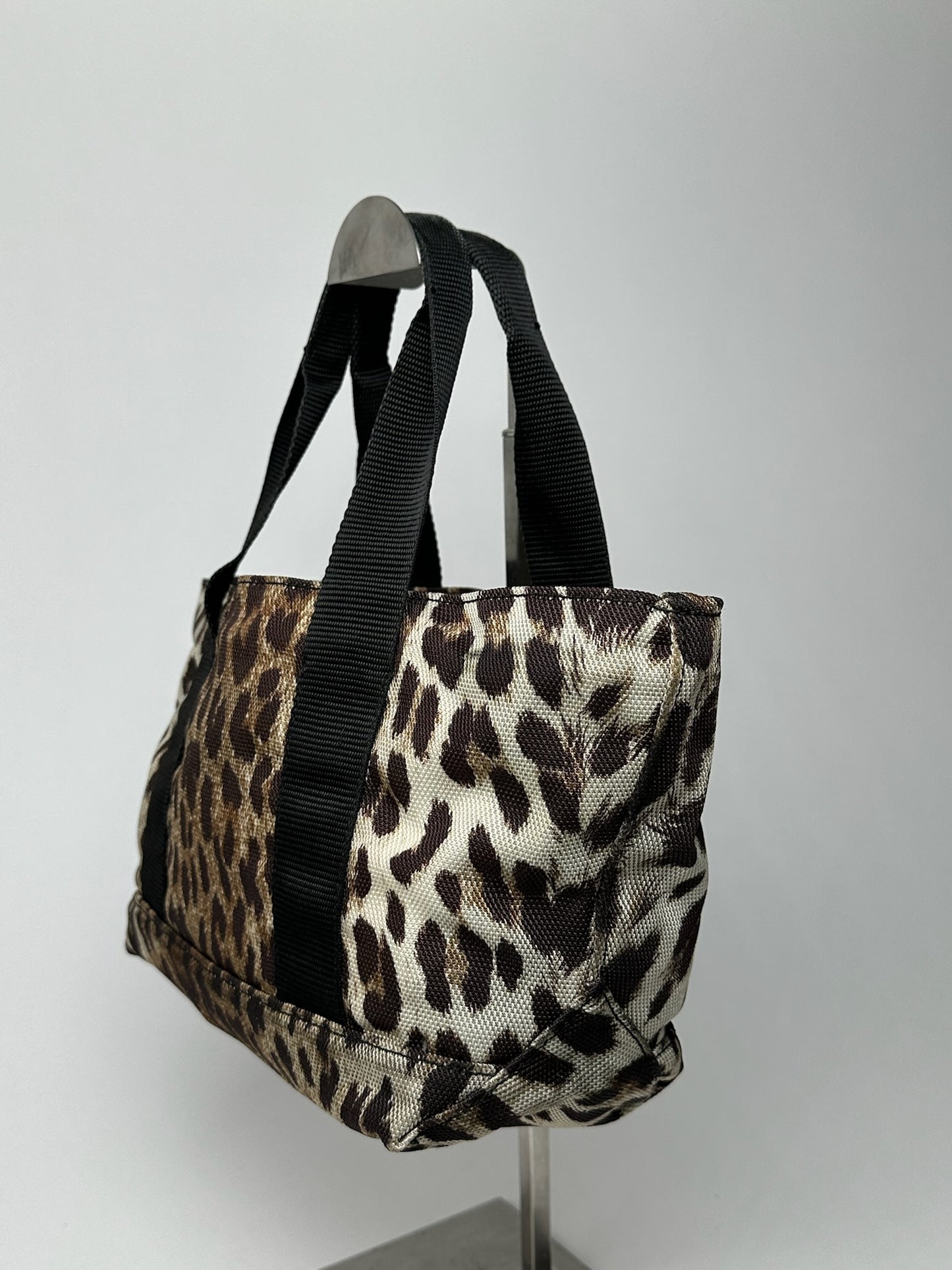 Vintage Valentino Garavani leopard bag