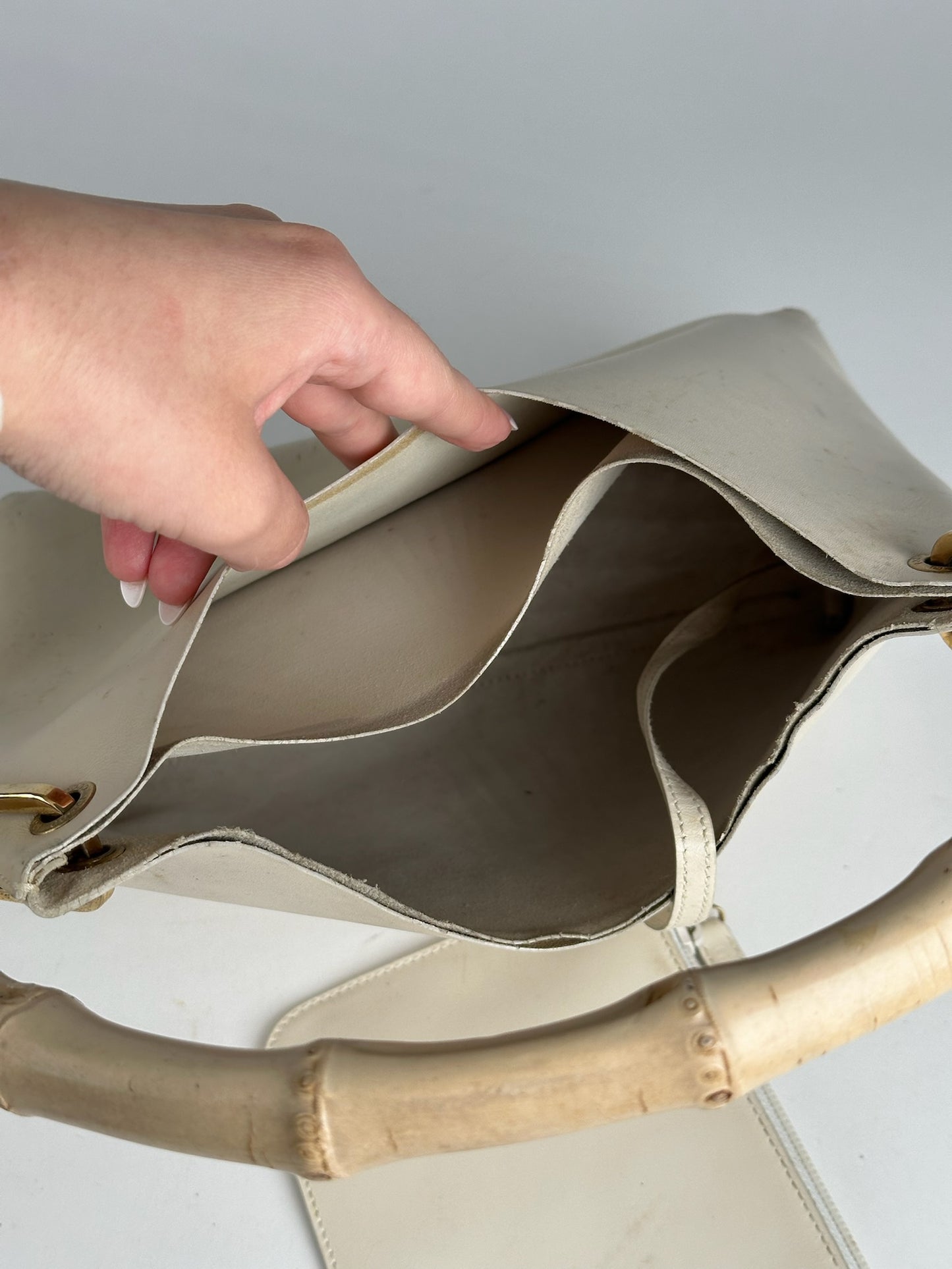 Vintage Gucci bamboo leather bag white