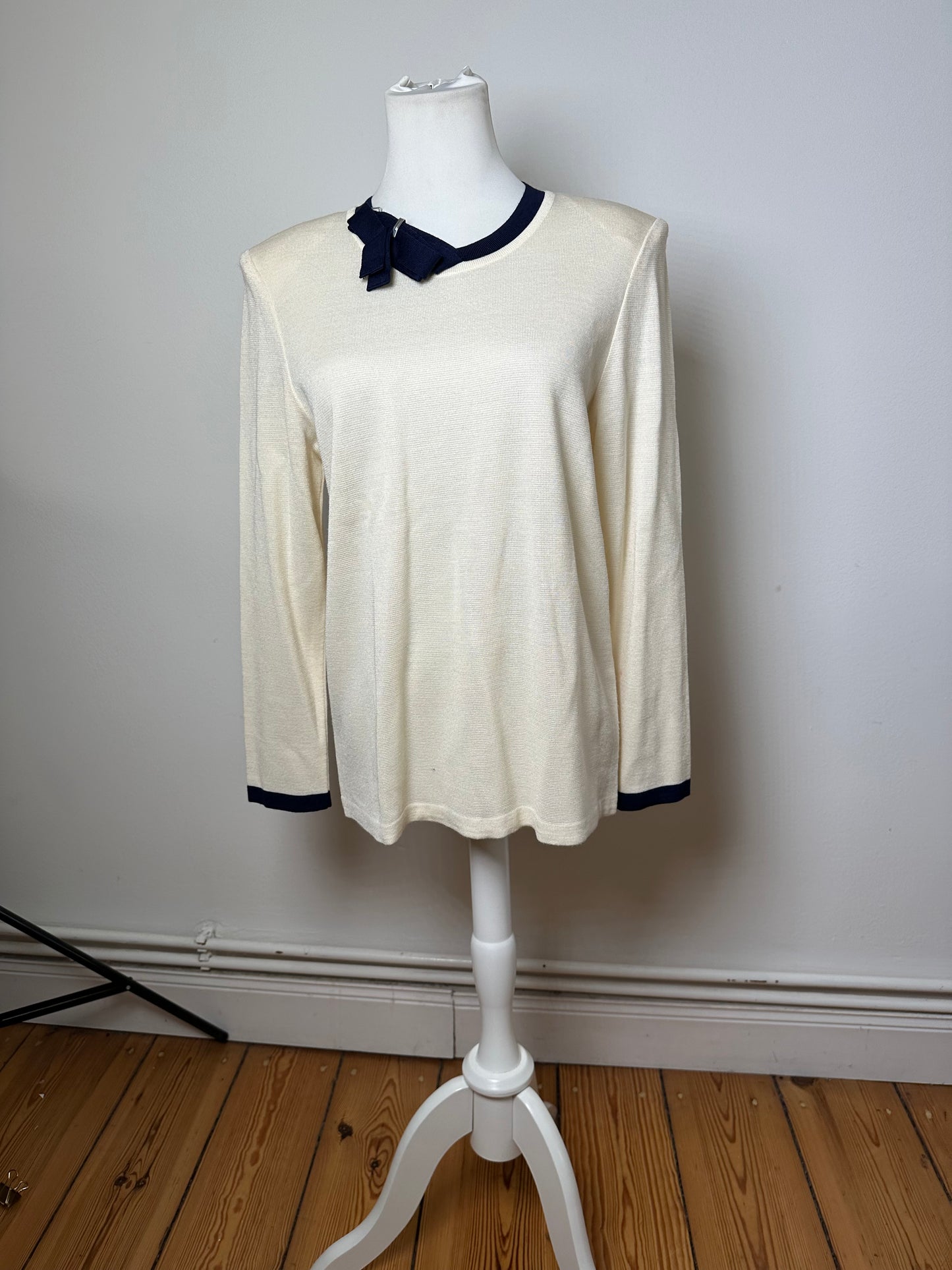 Vintage Yves Saint Laurent Wool Sweater Cream Navy M