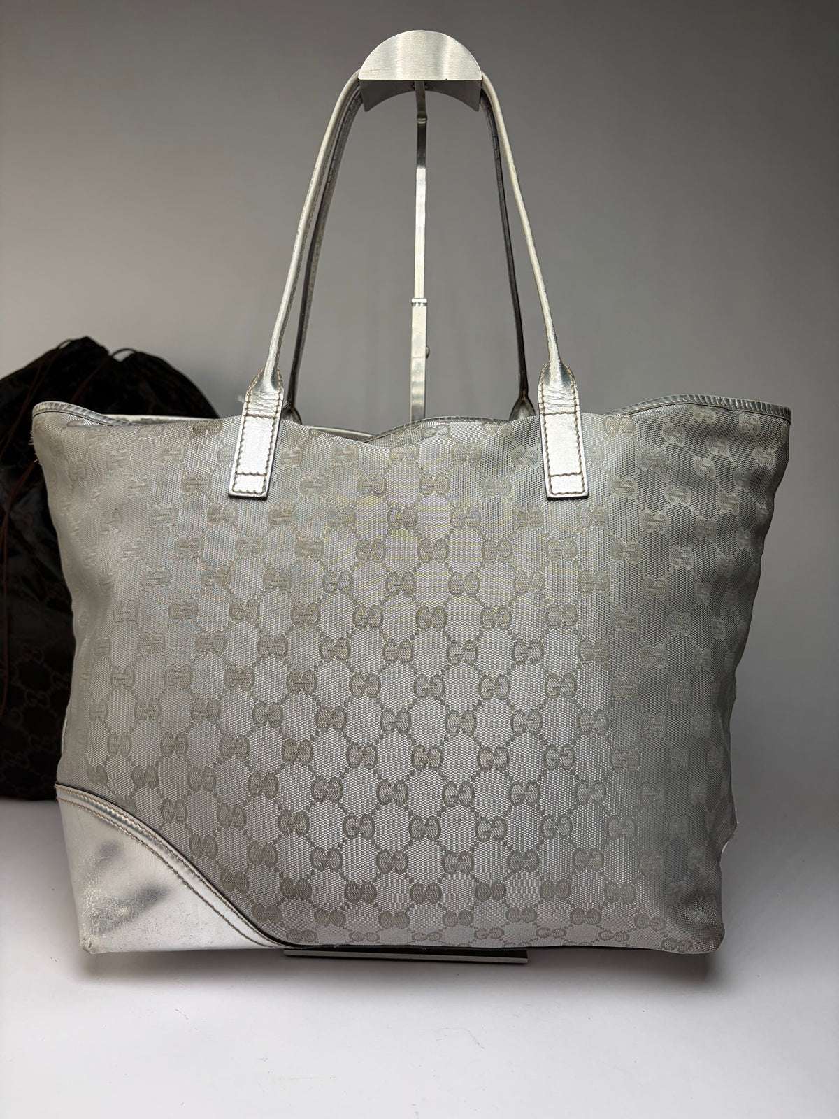 Vintage Gucci GG Supreme Canvas Tote c. 2010 Silver Beige