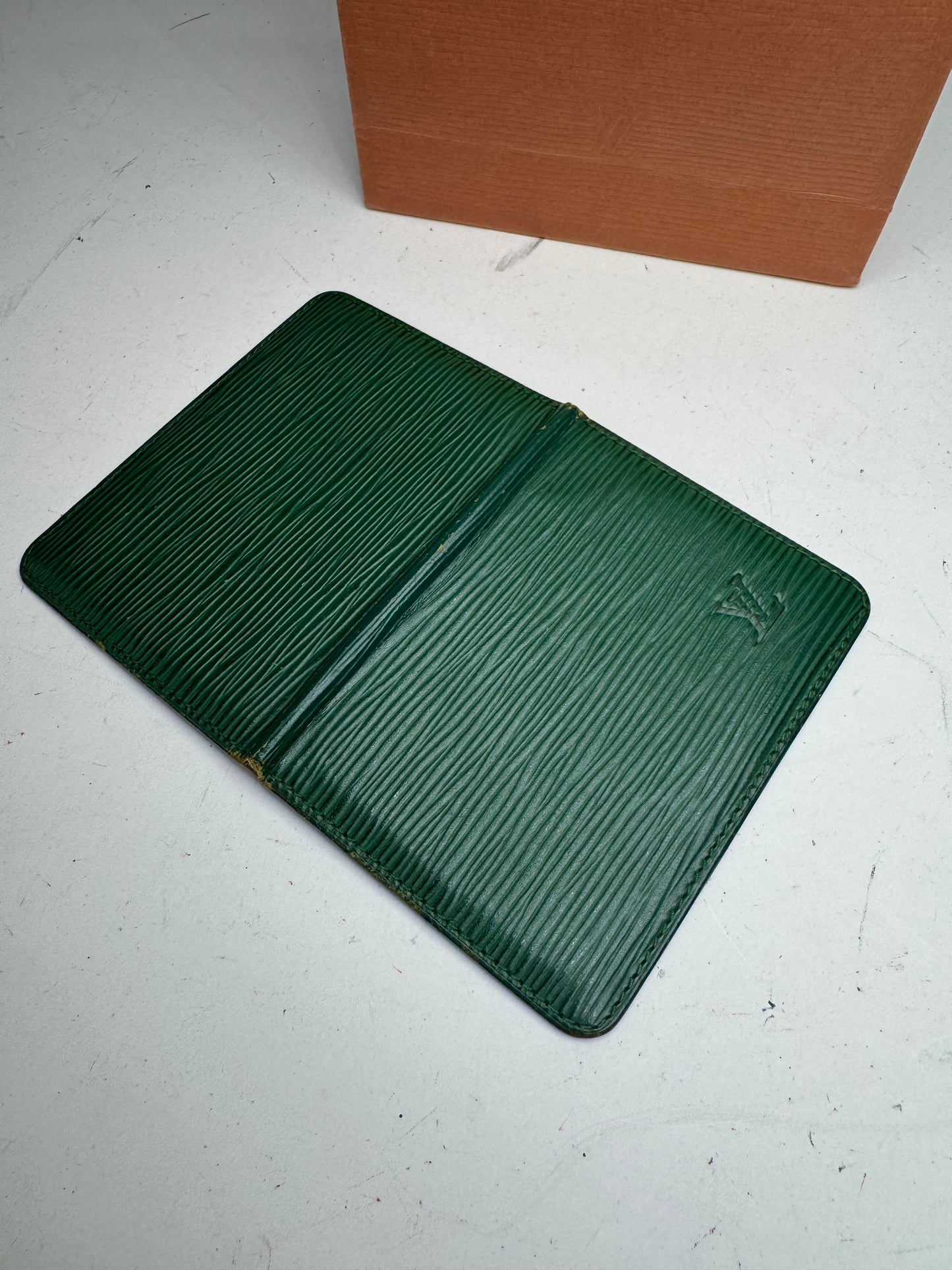 Vintage Louis Vuitton EPI Leather Card Holder Green