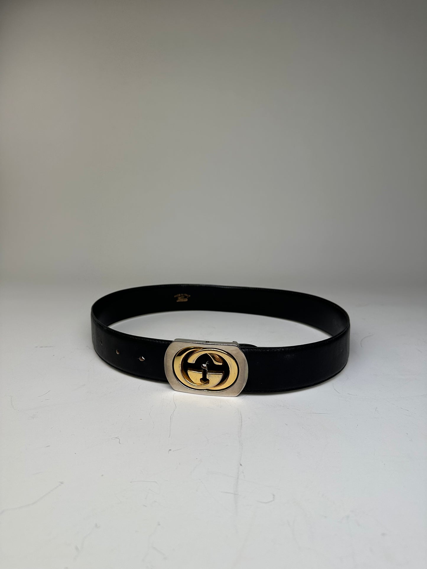 Vintage Gucci GG Logo Leather Belt Black Gold Silver