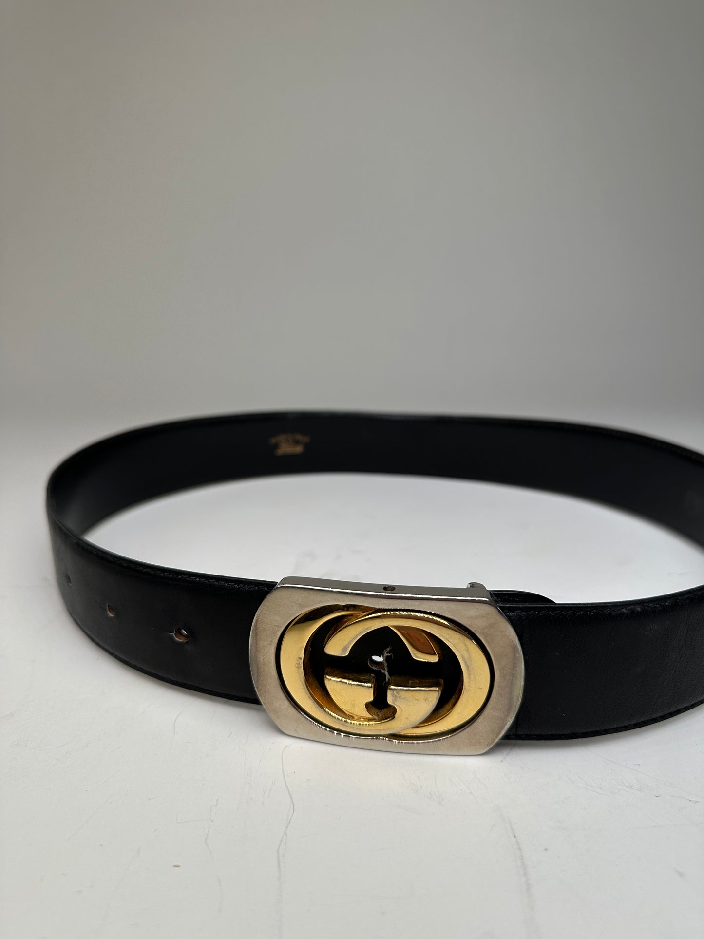 Vintage Gucci GG Logo Leather Belt Black Gold Silver