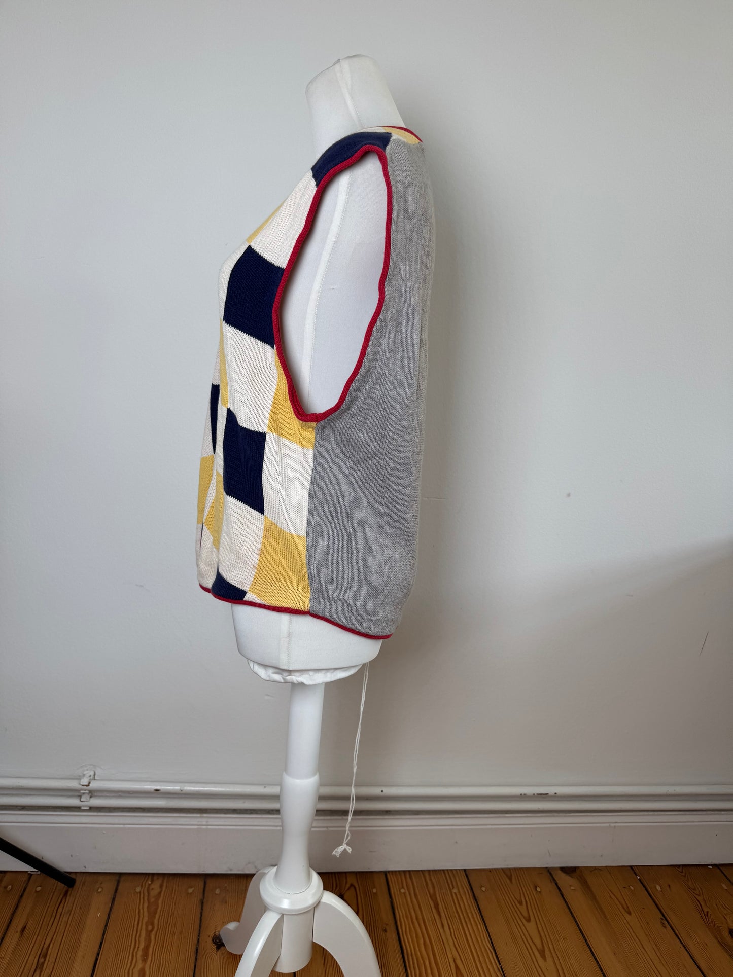 Vintage Issey Miyake Checked West beige black red yellow