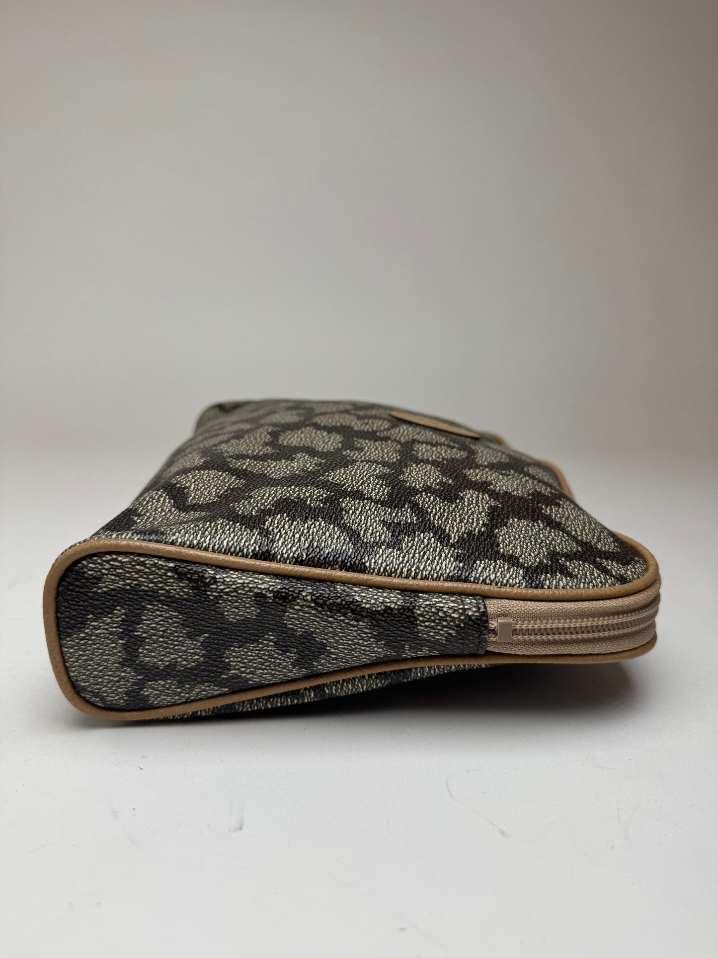 Pochette cosmétique vintage Yves Saint Laurent