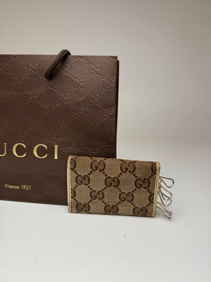Vintage Gucci Monogram Key Holder beige white