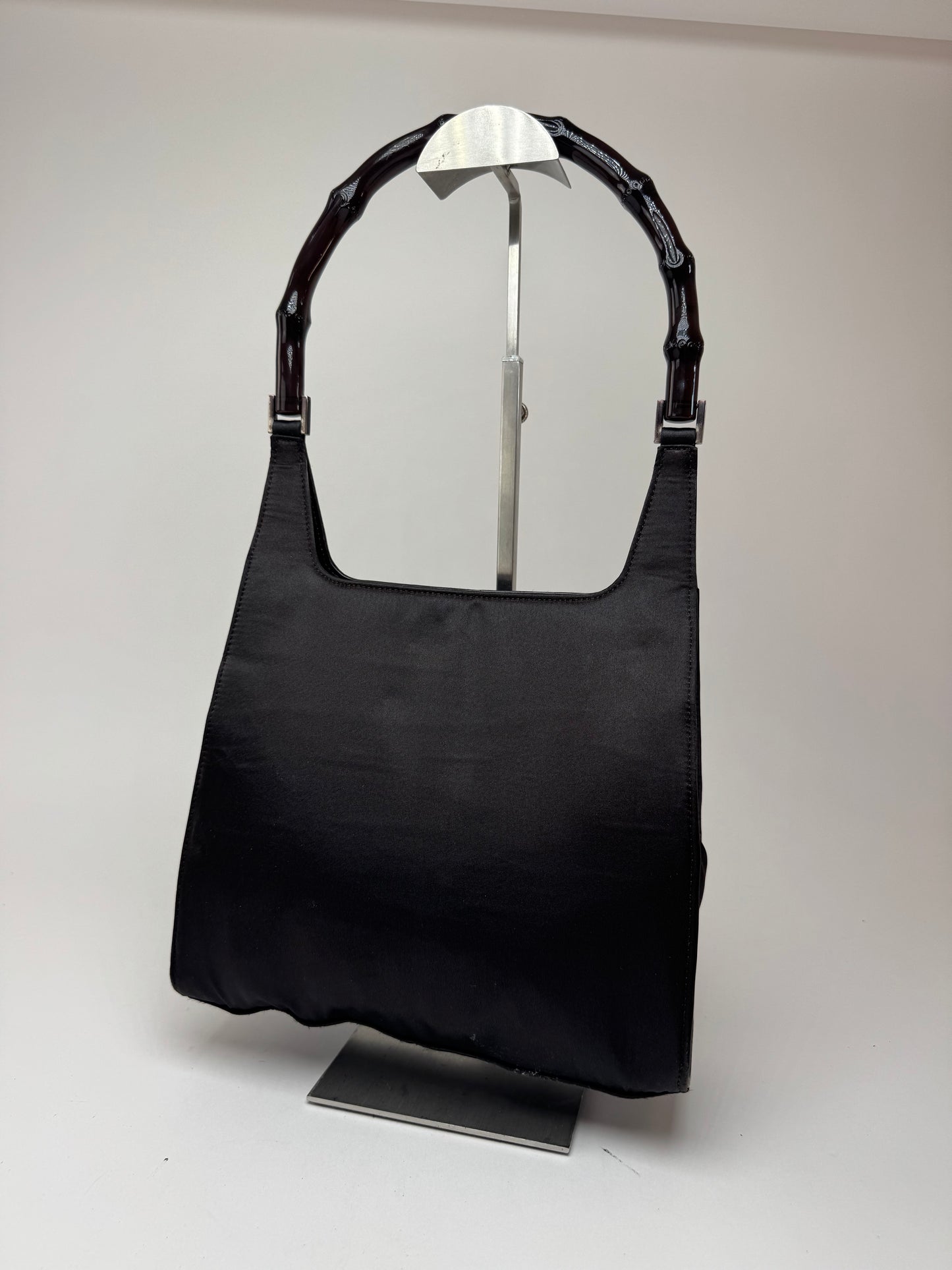 Sac Gucci vintage en bambou violet