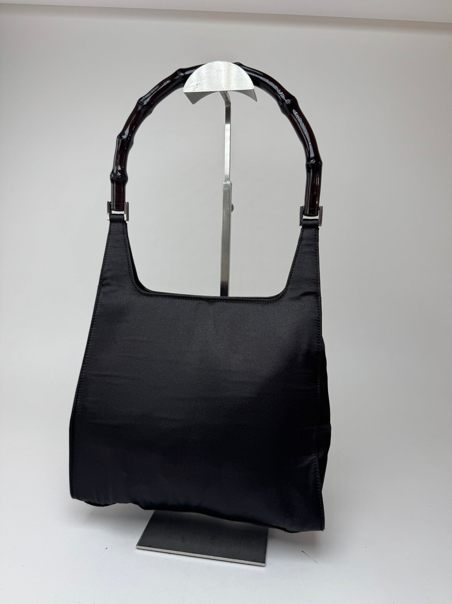 Sac Gucci vintage en bambou violet