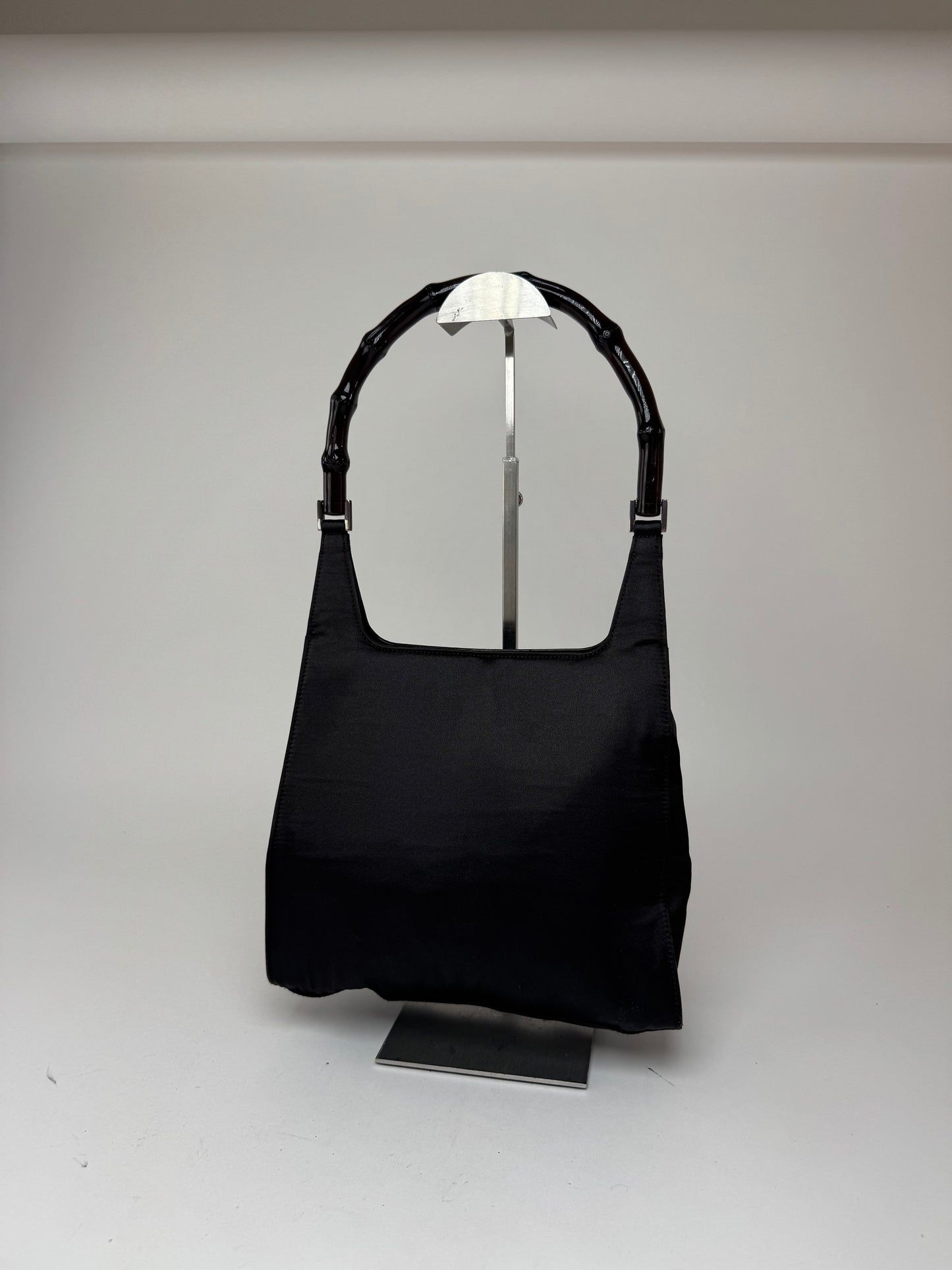 Sac Gucci vintage en bambou violet