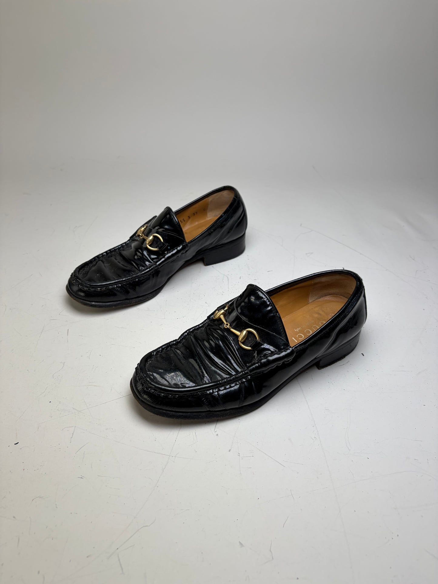 Vintage Gucci Patent Leather Loafers Black Gold EU37