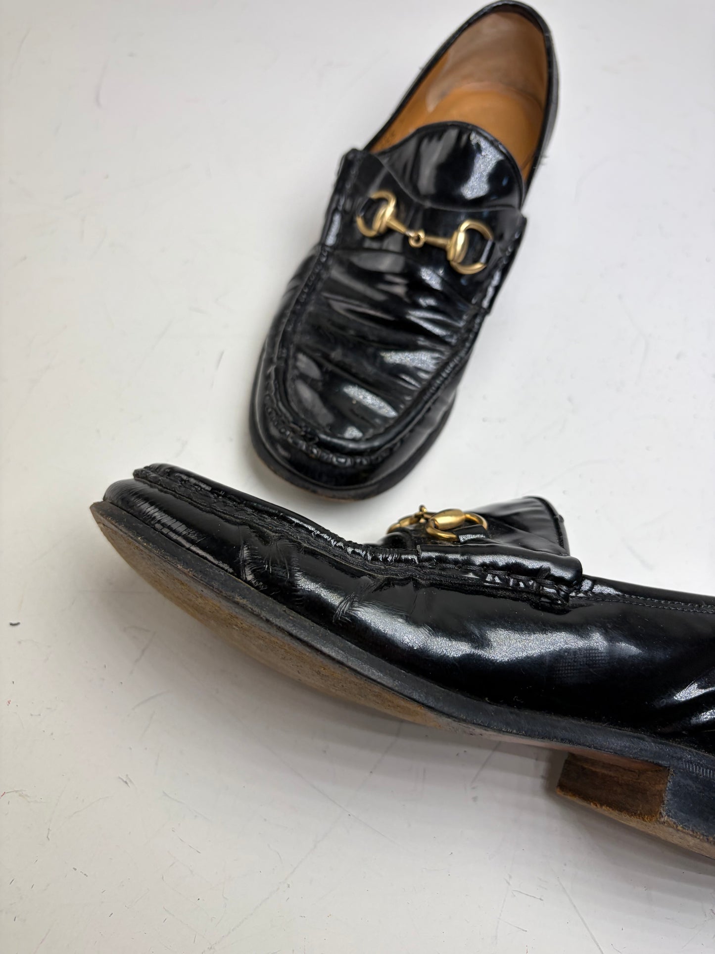 Vintage Gucci Patent Leather Loafers Black Gold EU37
