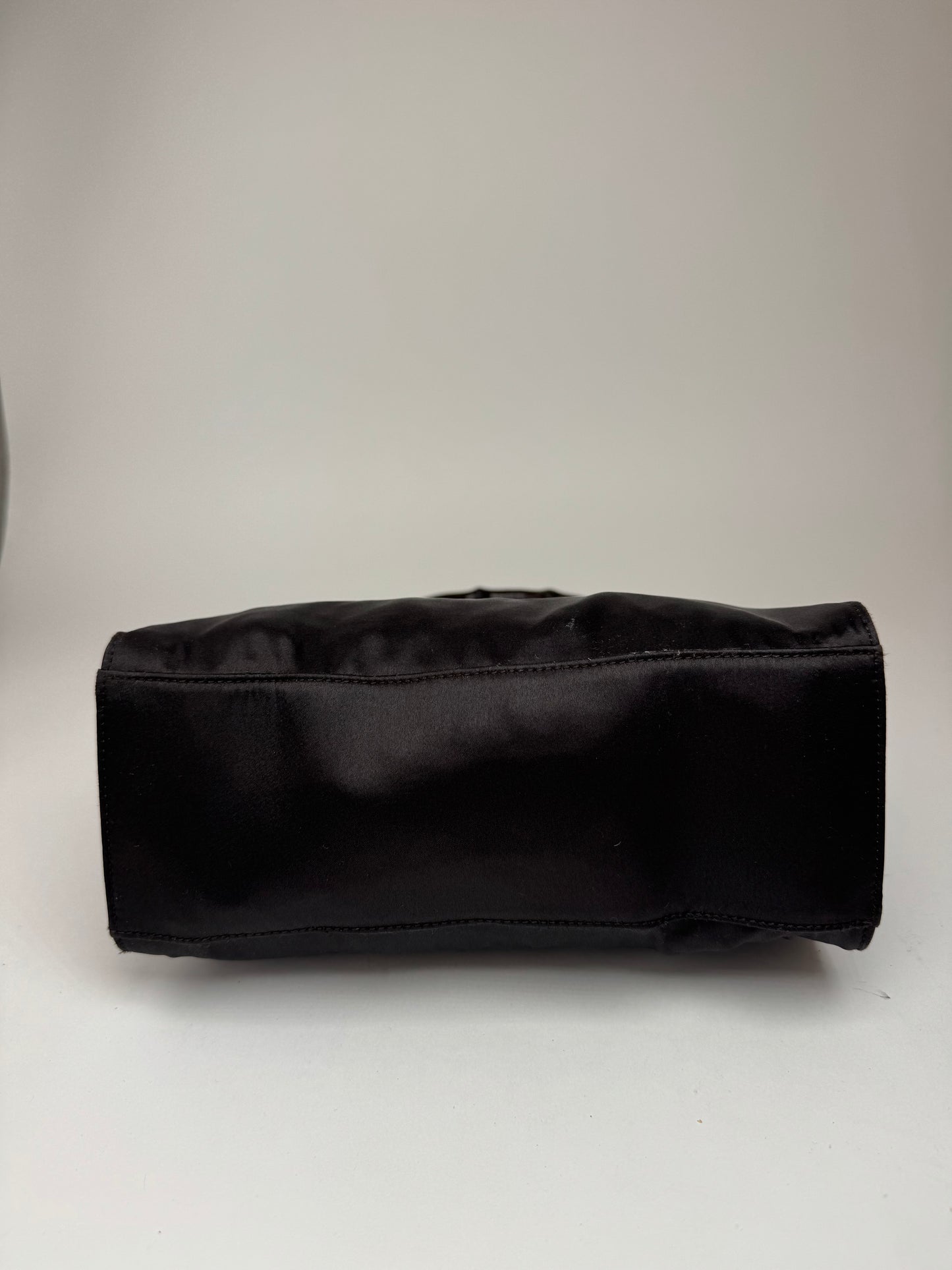 Sac Gucci vintage en bambou violet