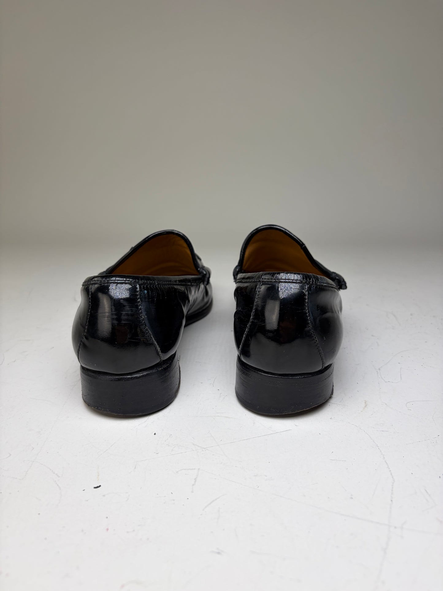 Vintage Gucci Patent Leather Loafers Black Gold EU37