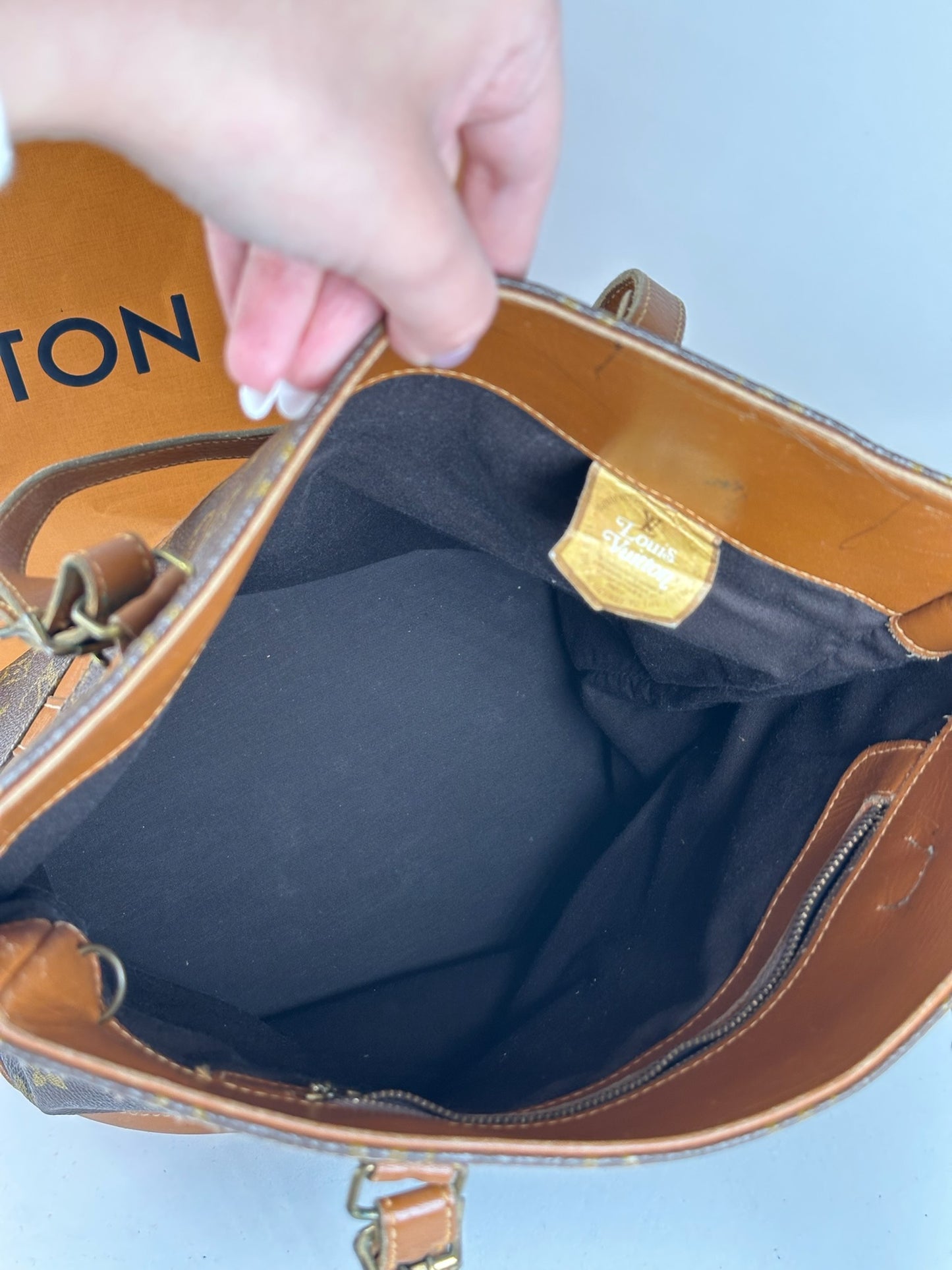 Vintage Louis Vuitton Leather Monogram Bucket bag brown