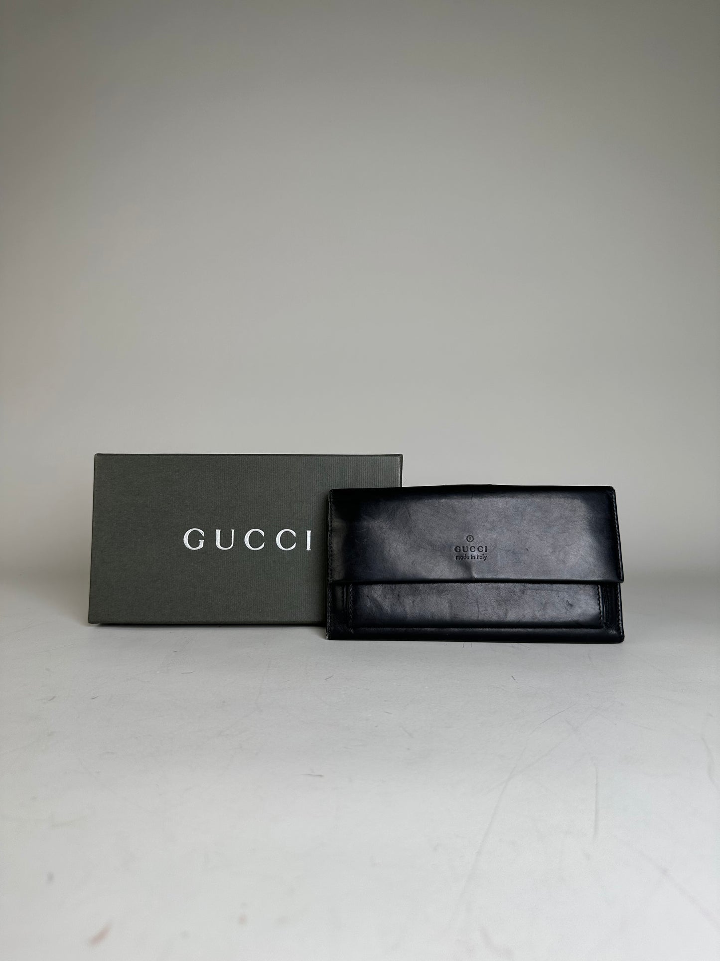 Vintage Gucci GG Logo Leather Wallet Black