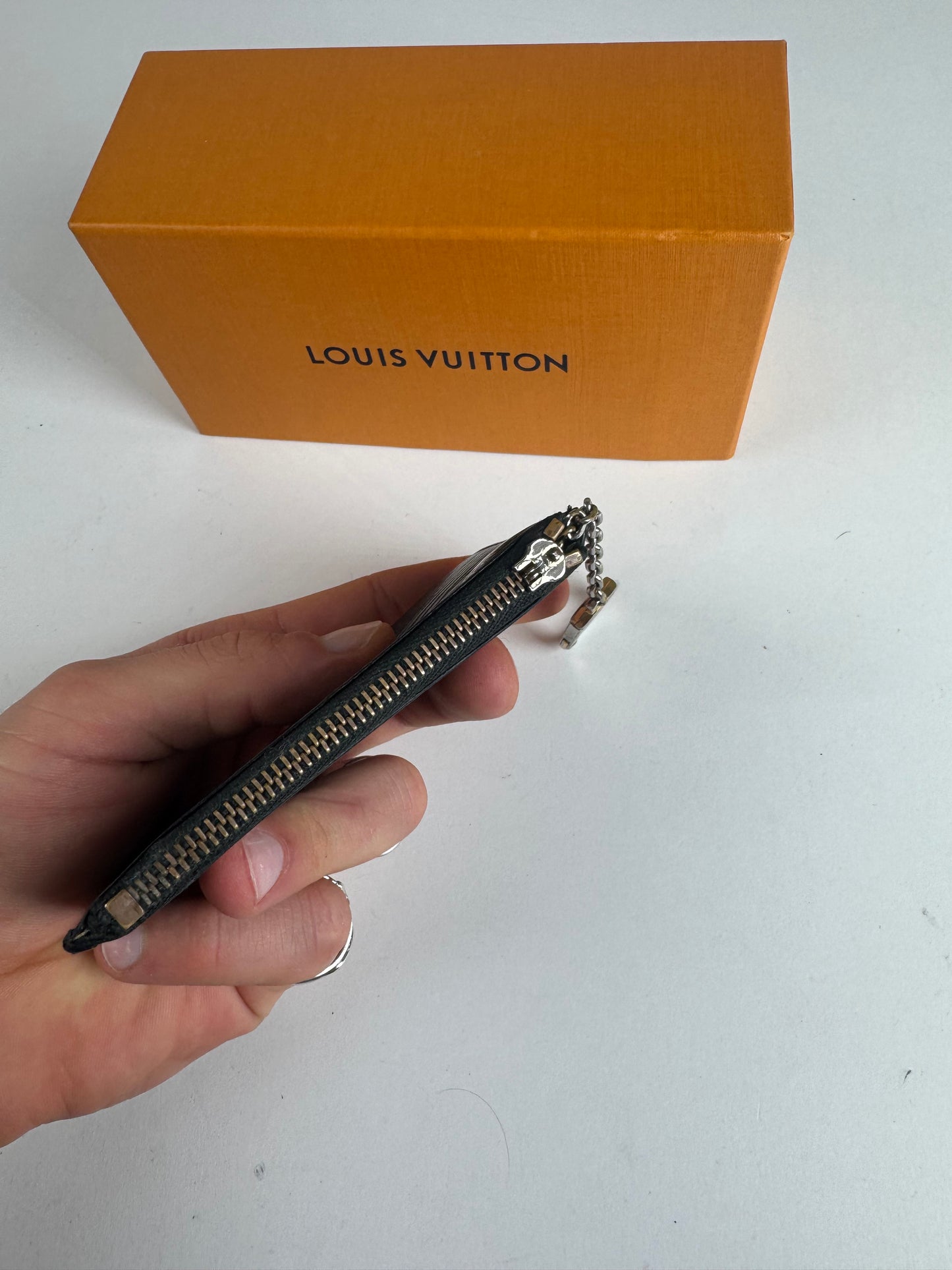 Vintage Louis Vuitton Le Dauphine EPI leather Card holder black