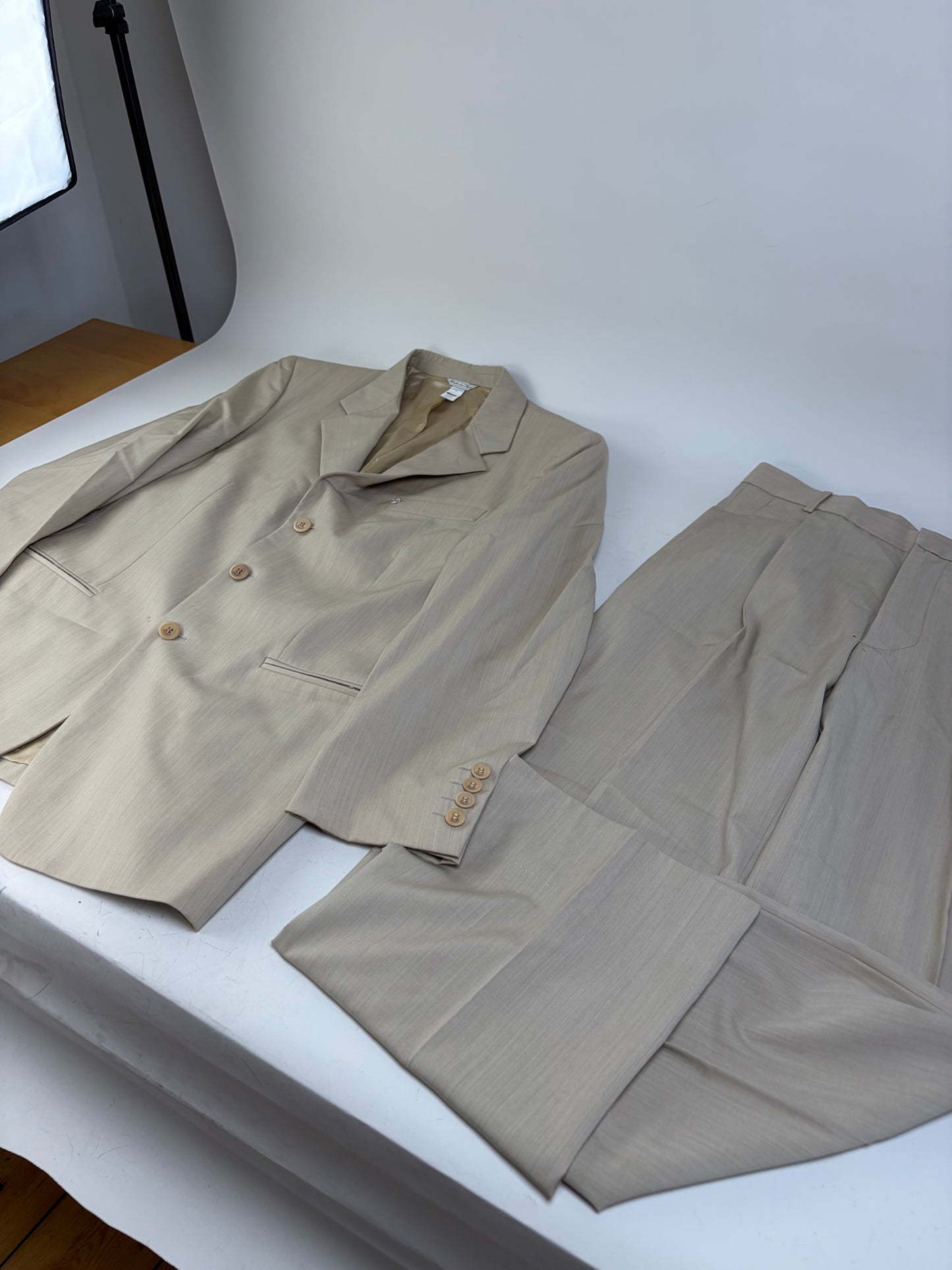 Vintage Gianni Versace Men's Silk Blend Suit Set Beige M