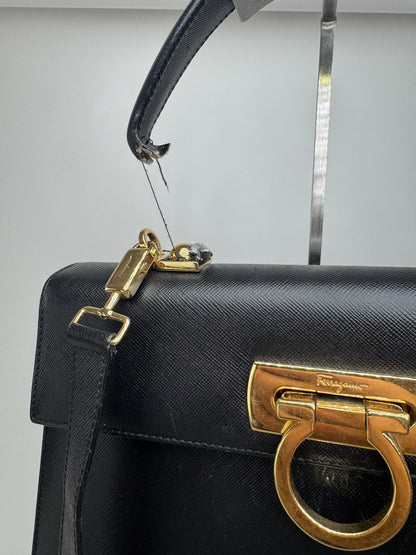 Sac vintage en cuir noir Salvatore Ferragamo 2 voies