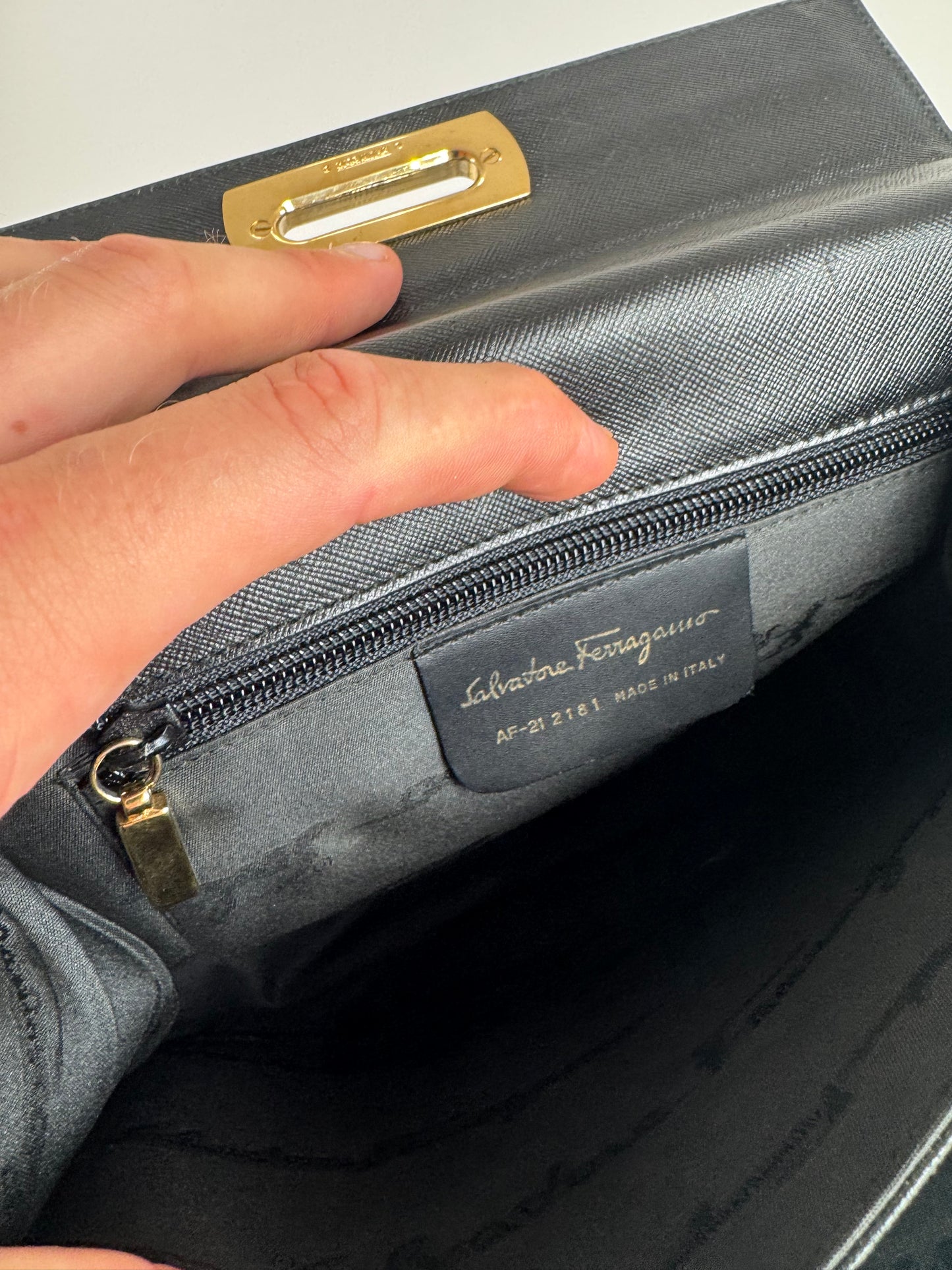 Sac vintage en cuir noir Salvatore Ferragamo 2 voies