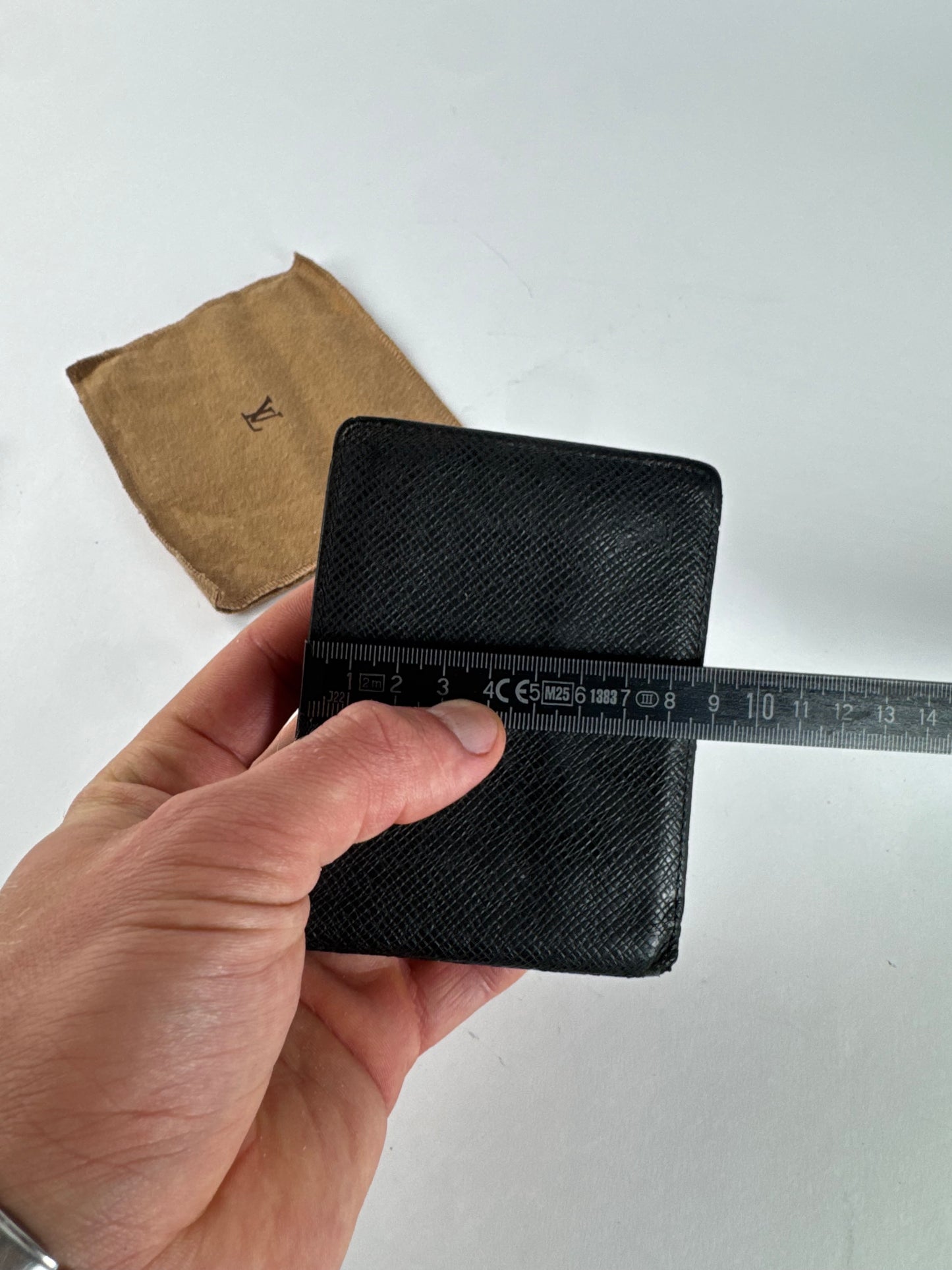 Vintage Louis Vuitton Taiga Leather Card Holder Black