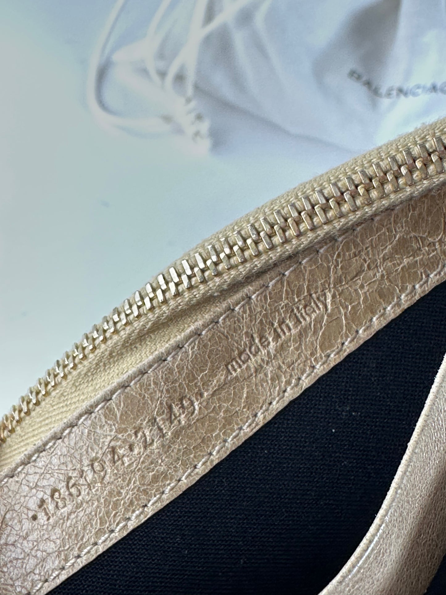 Vintage Balenciaga City Leather Long Wallet Beige