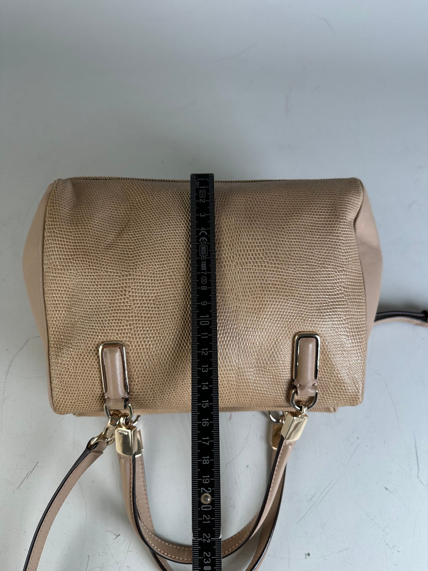 Vintage Coach Textured Leather Handbag Light Beige Gold