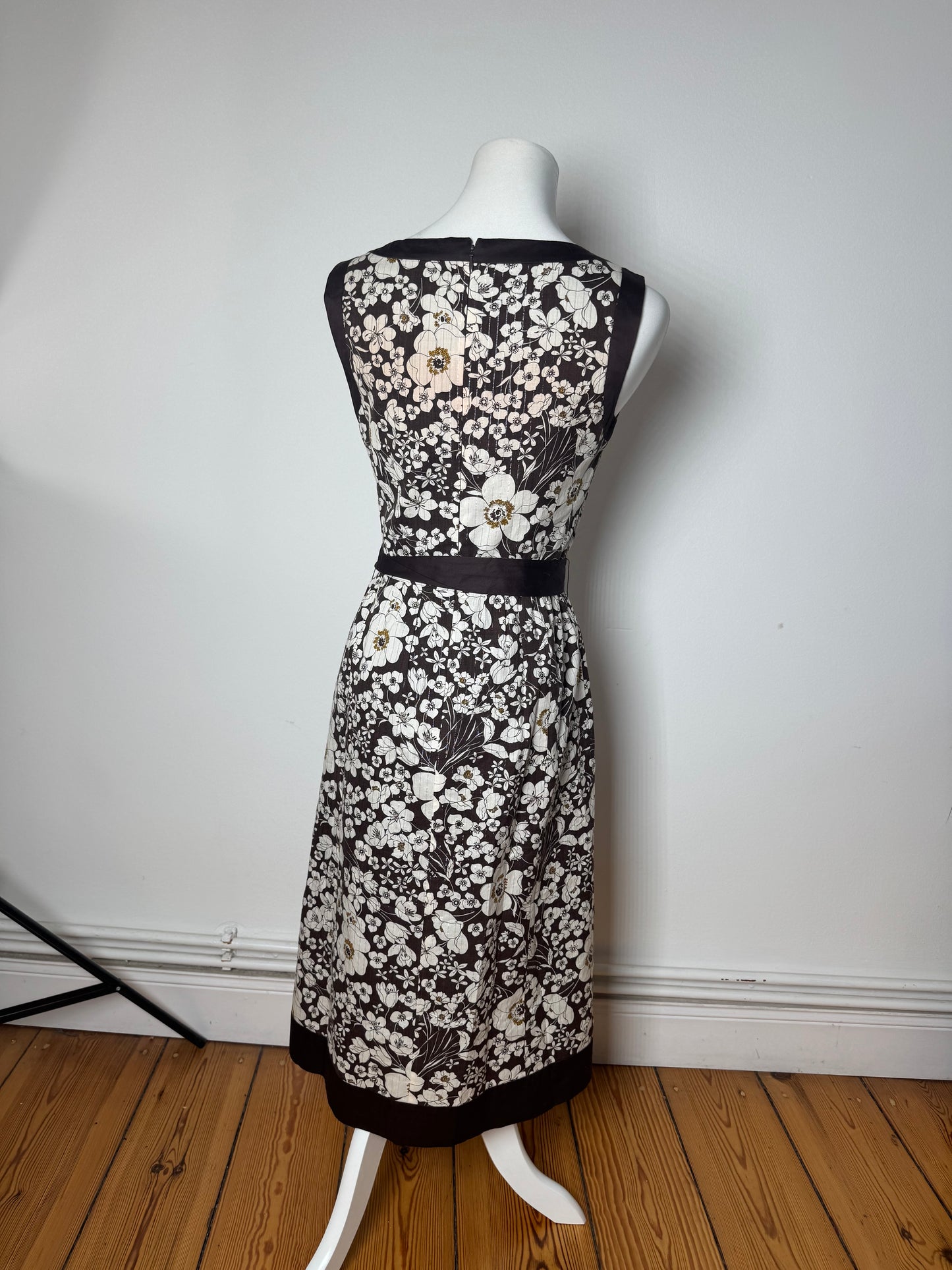 Vintage Burberry Floral Dresd Black White