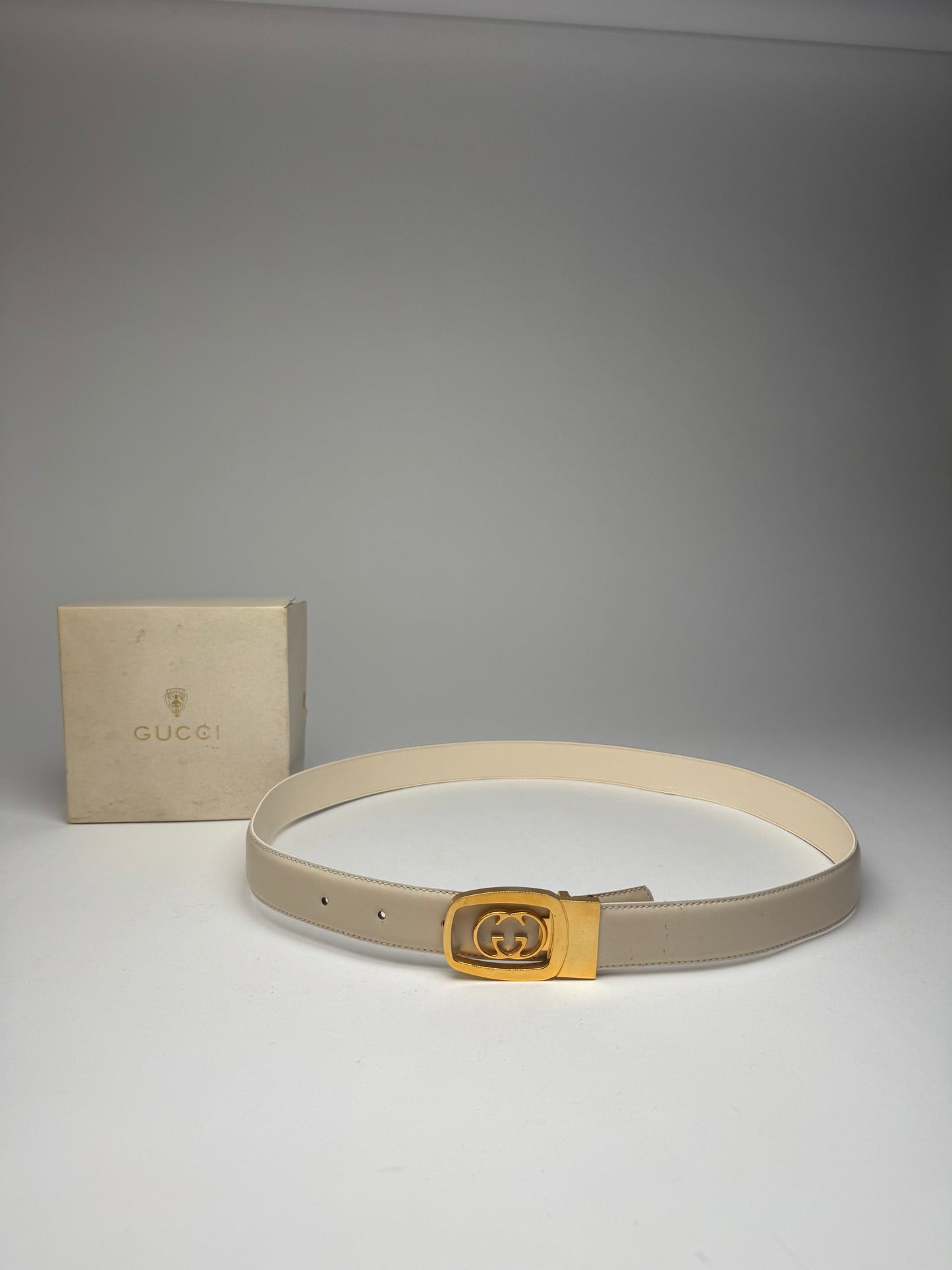 Vintage Gucci Leather belt white