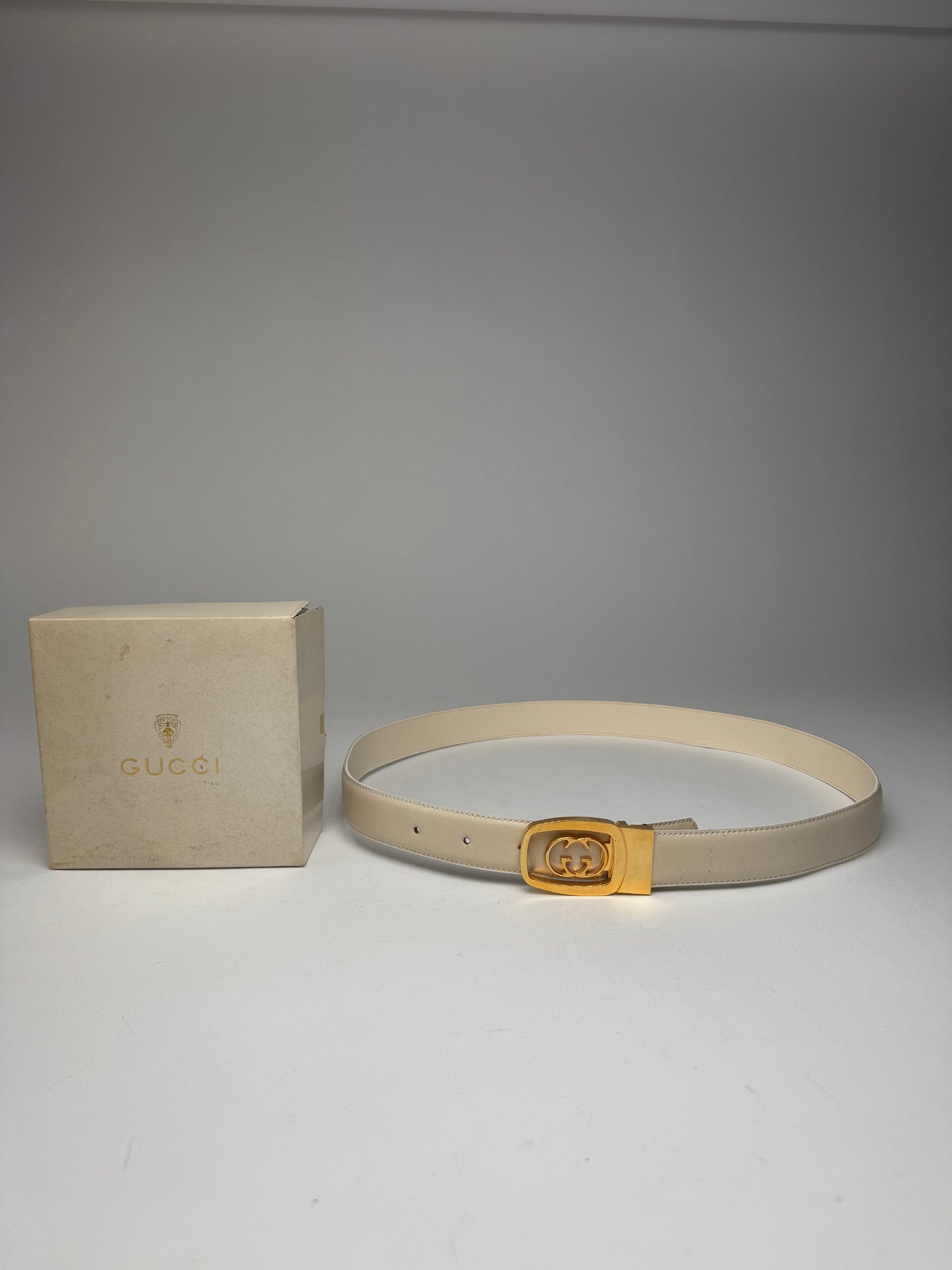 Vintage Gucci Leather belt white
