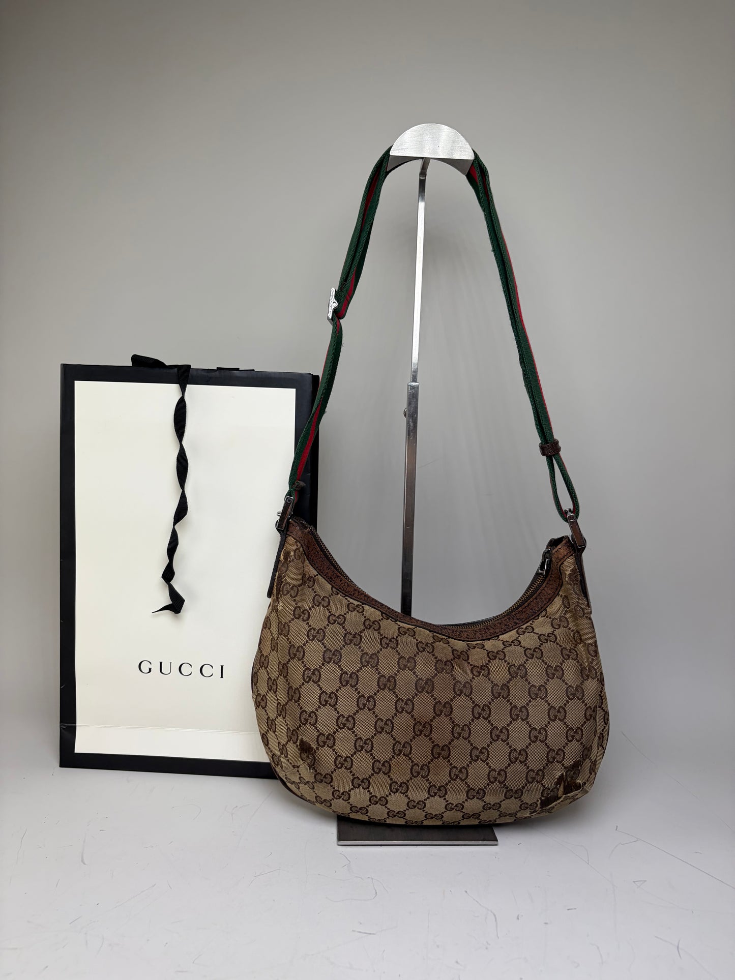 Vintage Gucci GG Supreme Shoulder Bag Beige Brown