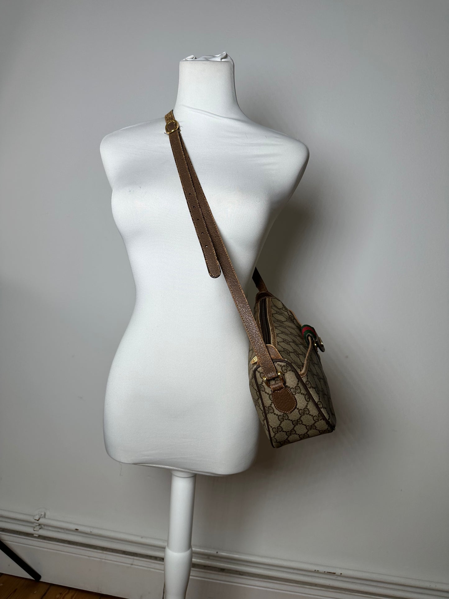 Vintage Gucci GG Monogram Web Stripe Canvas Leather Crossbody Bag Beige Brown