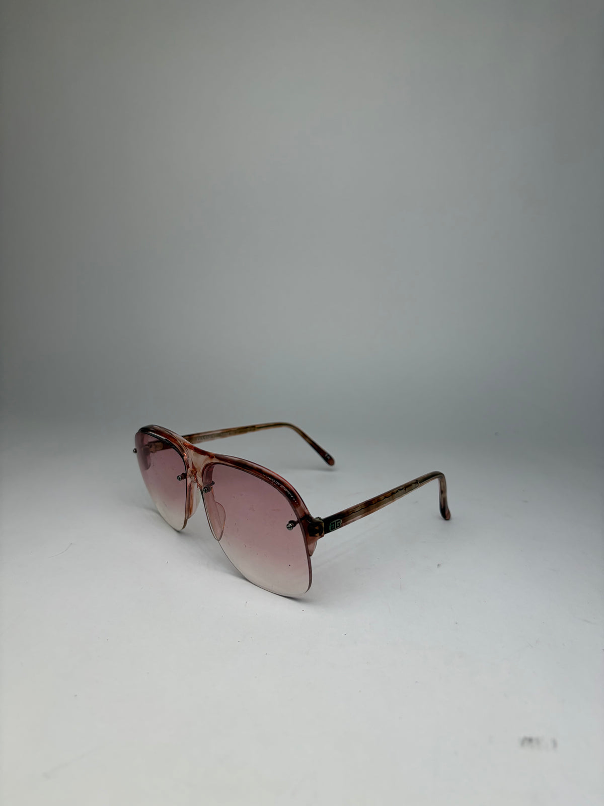 Vintage Givenchy 4G Logo Aviator Sunglasses c. Late 1970s Pink Tortoiseshell