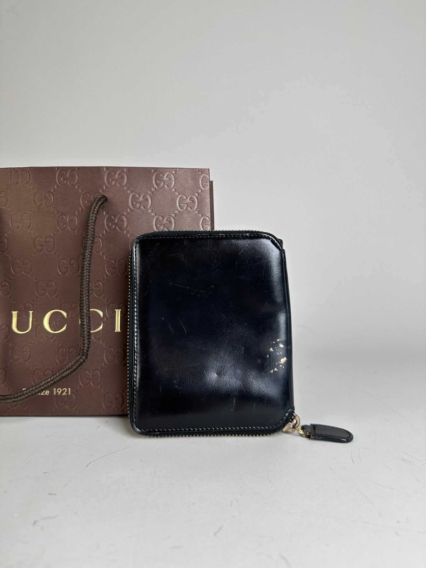 Vintage Gucci Leather Zip Wallet Black Gold