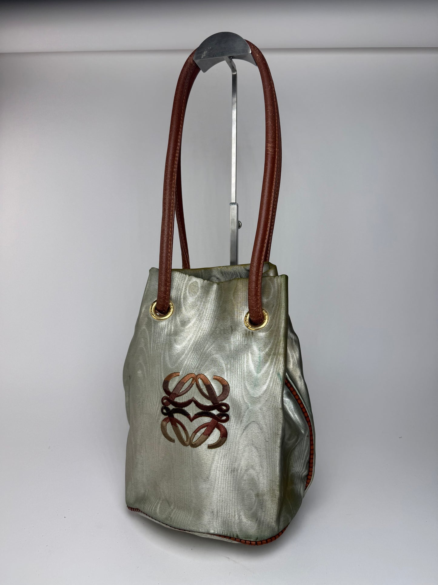 Vintage Loewe Madrid Anagram bag pearl