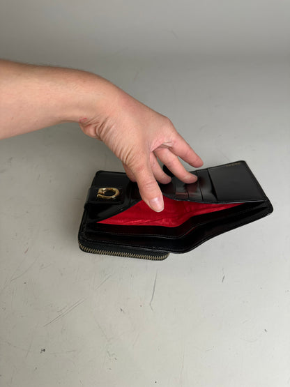 Vintage Gucci Leather Zip Wallet Black Gold
