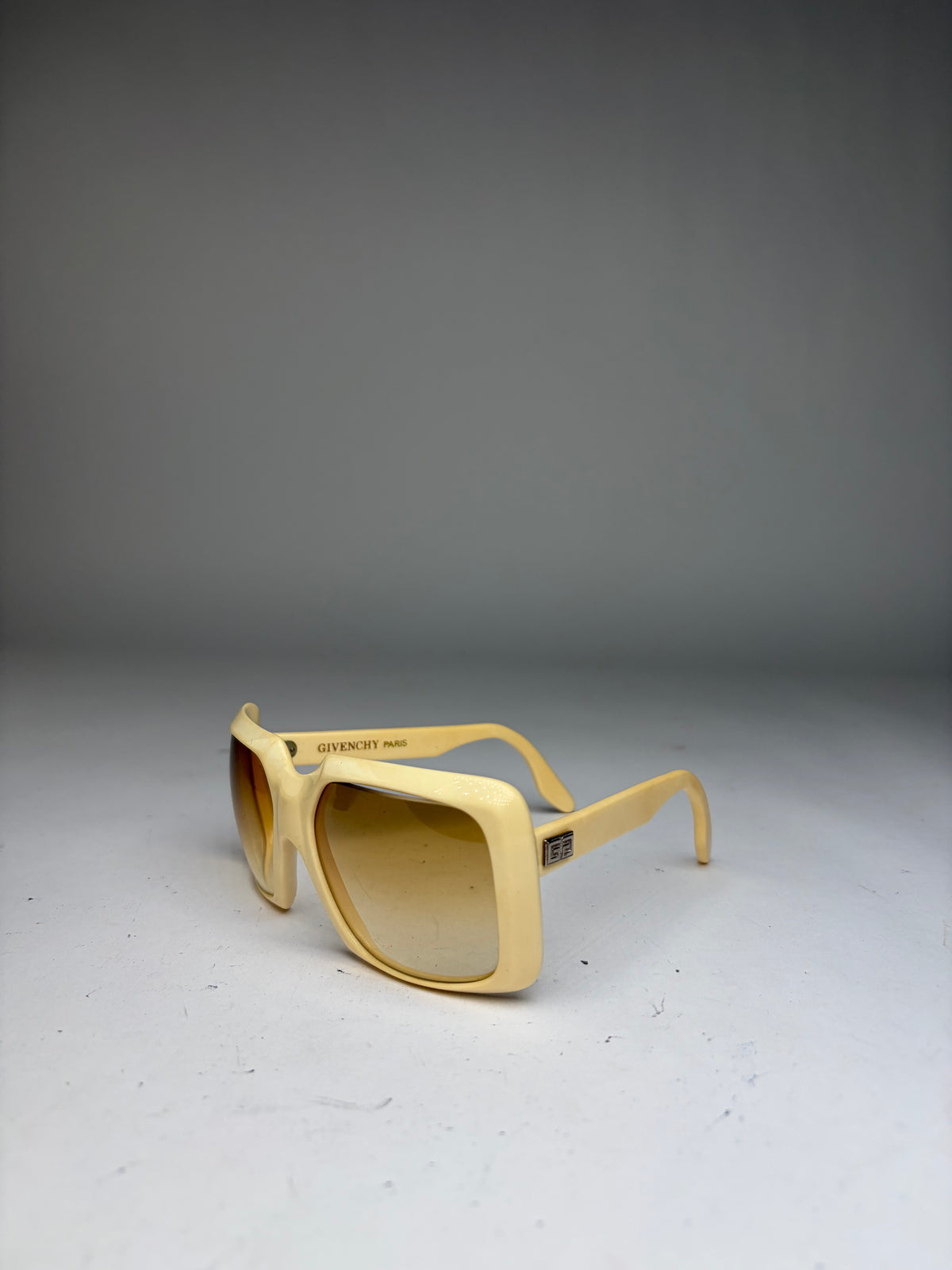 Vintage Givenchy 4G Logo Oversized Sunglasses c. Late 1970s Ivory