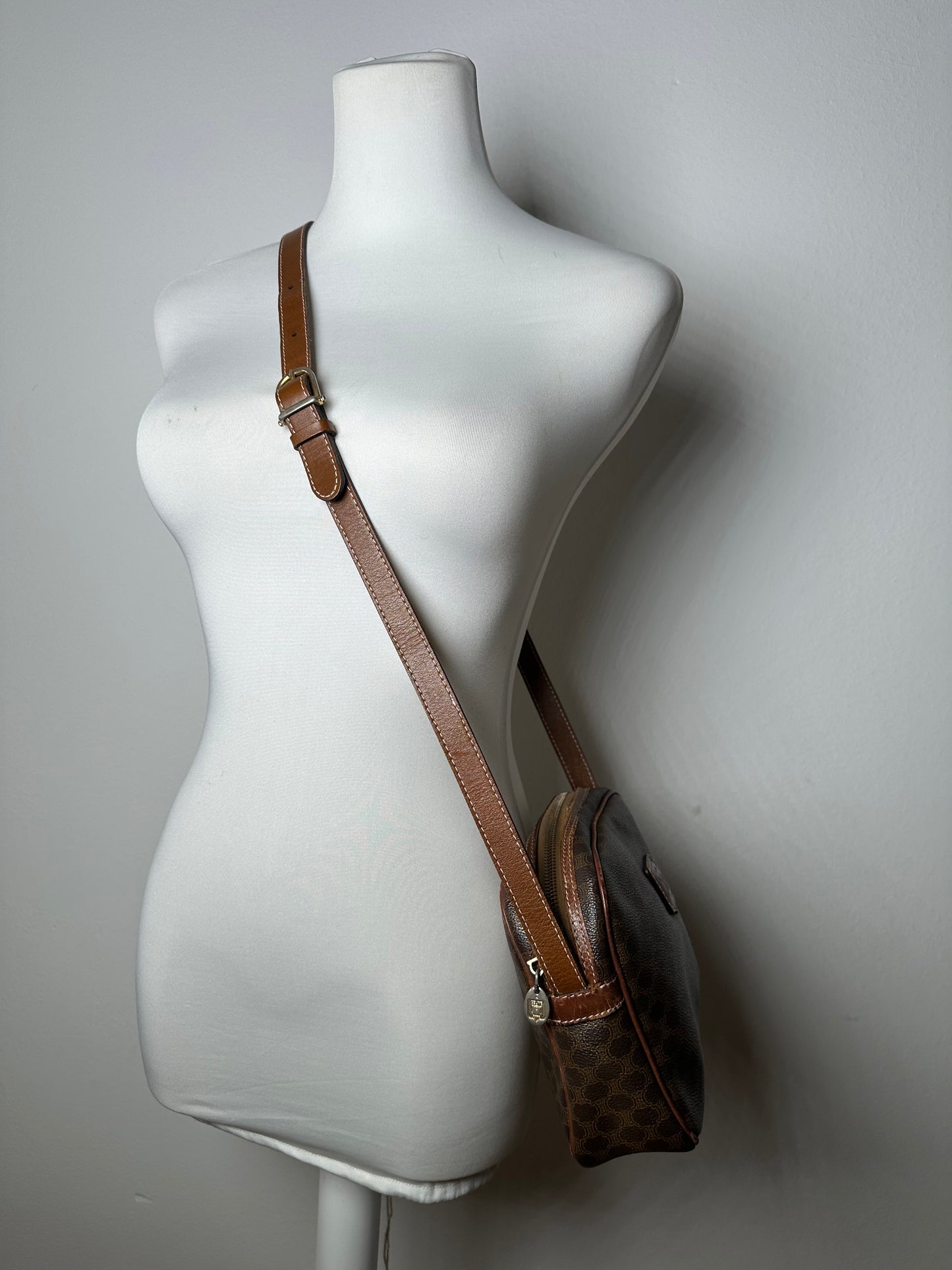 Vintage Celine Paris Triomphe Monogram Leather Shoulder bag Brown