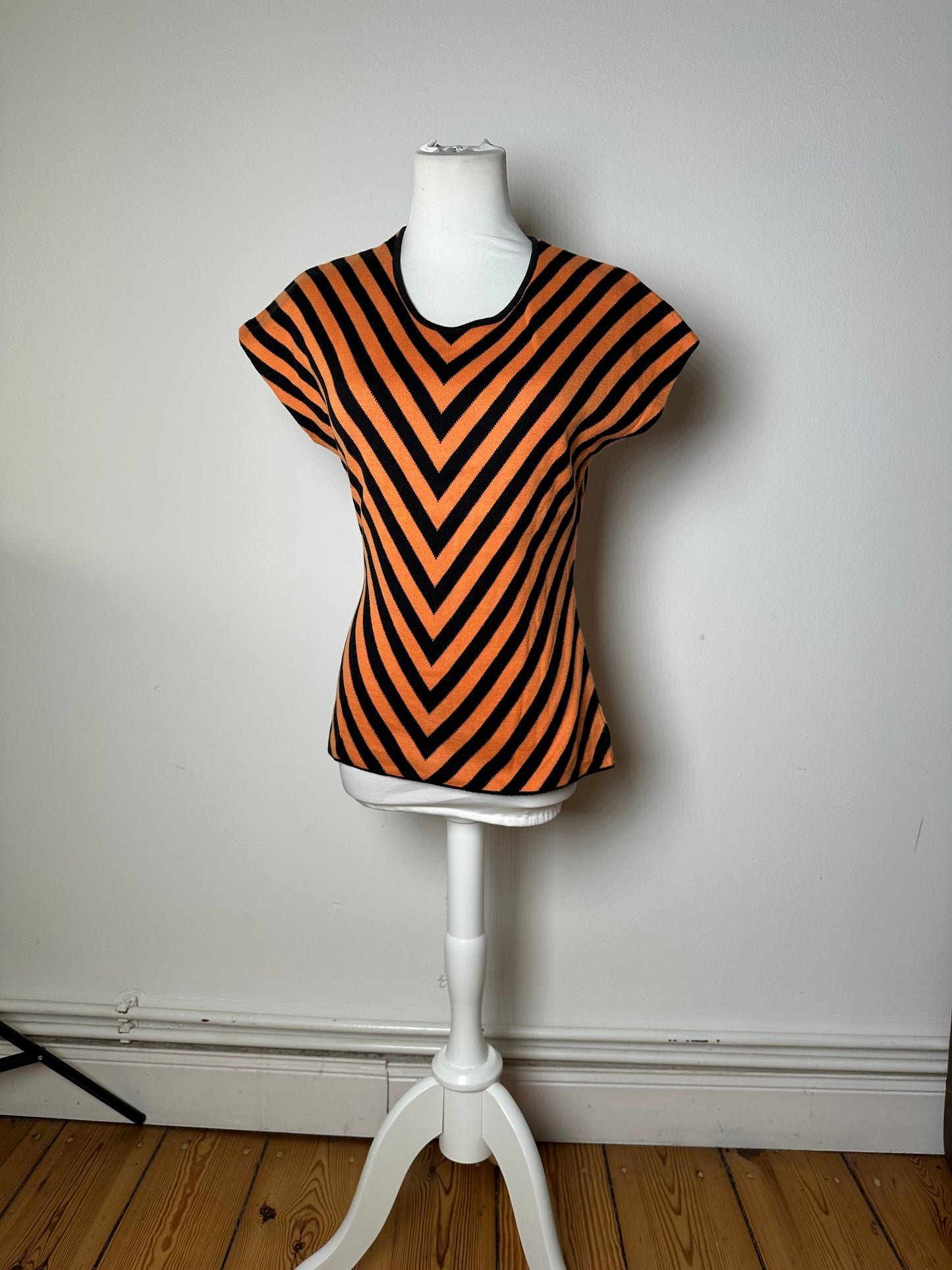 Vintage Givenchy Chevron Striped Sleeveless Top Orange Black M