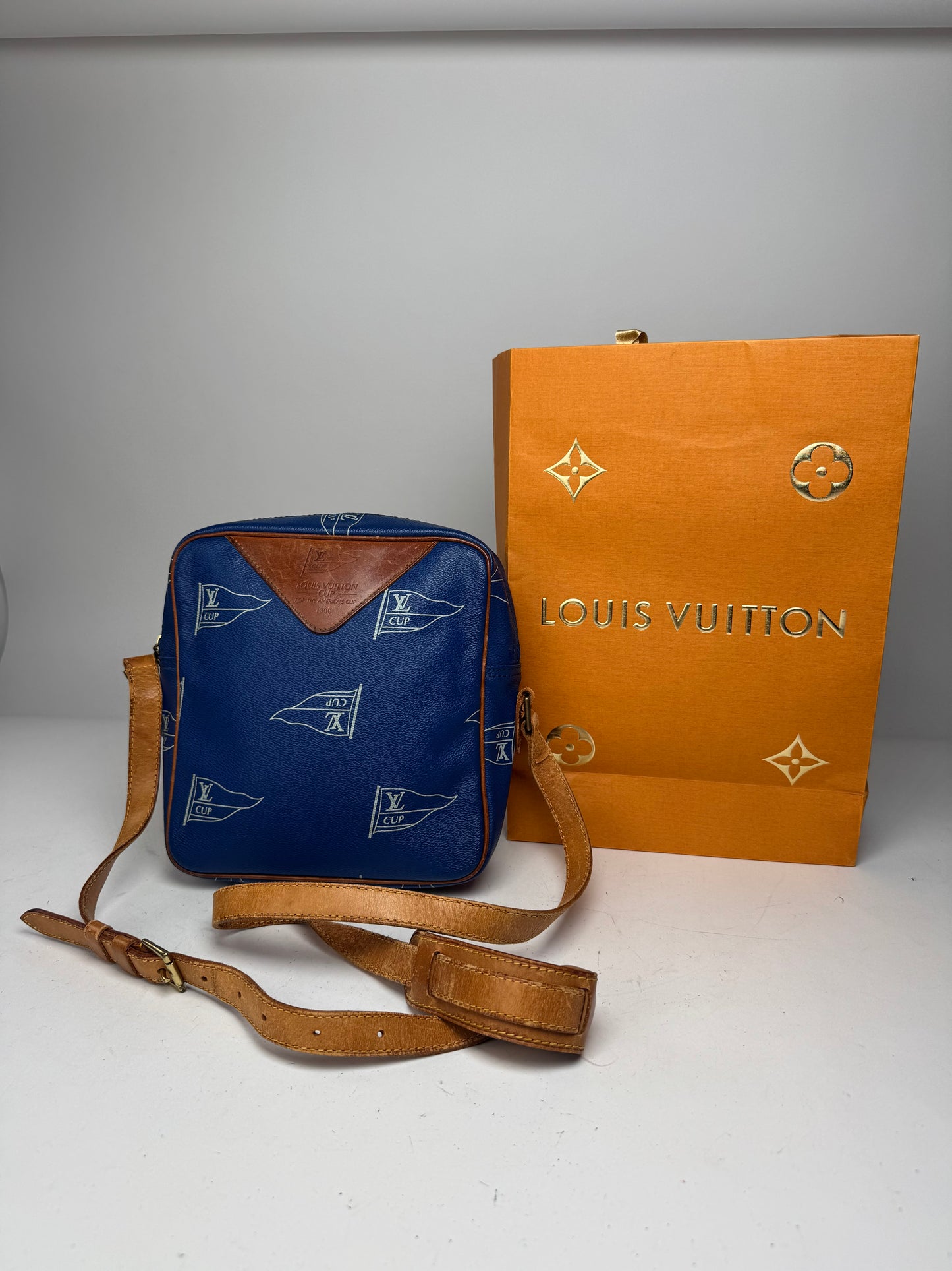 Vintage Louis Vuitton Americas Cup 2000 Leather Crossbody Bag Blue Brown