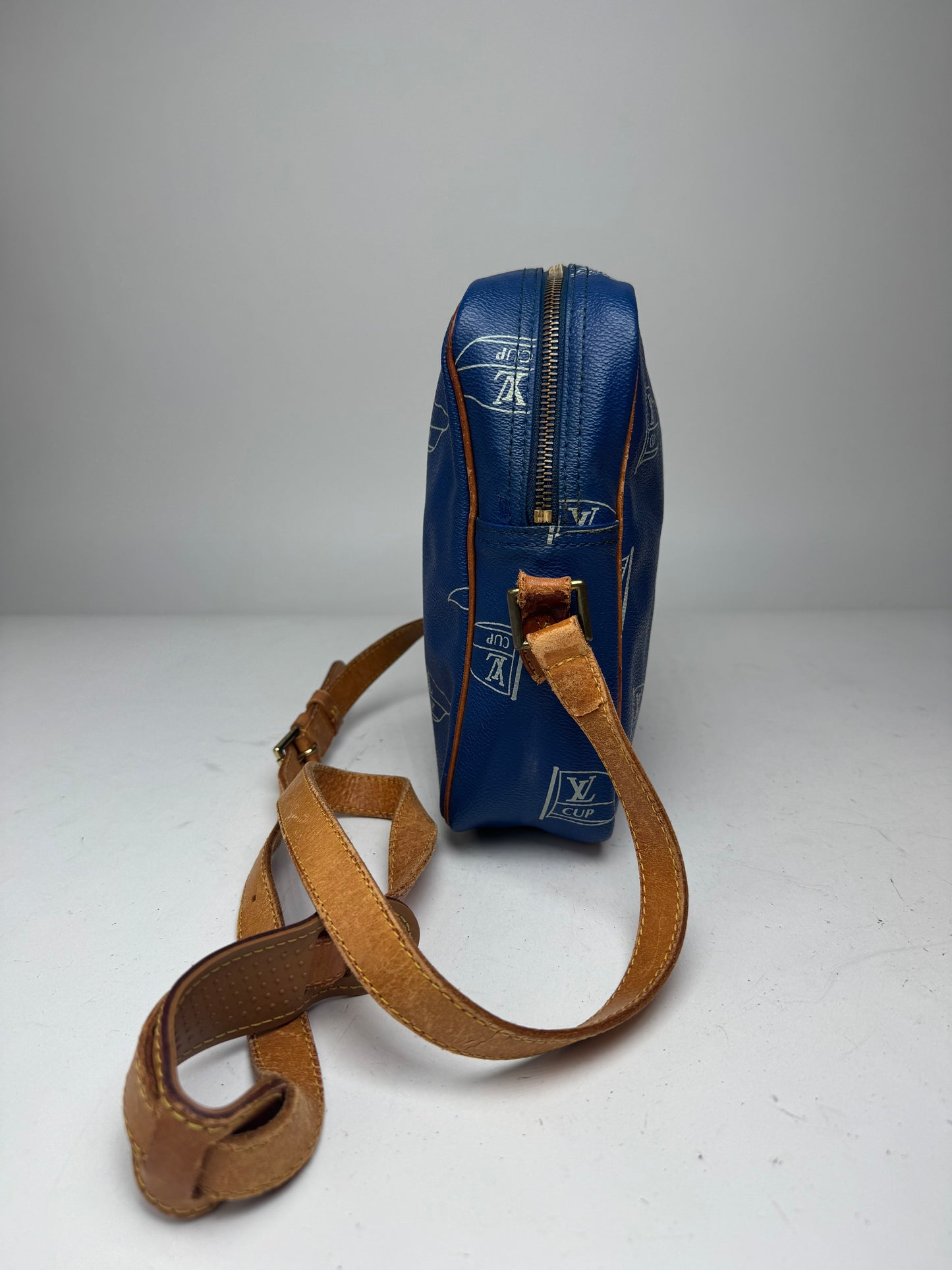 Vintage Louis Vuitton Americas Cup 2000 Leather Crossbody Bag Blue Brown
