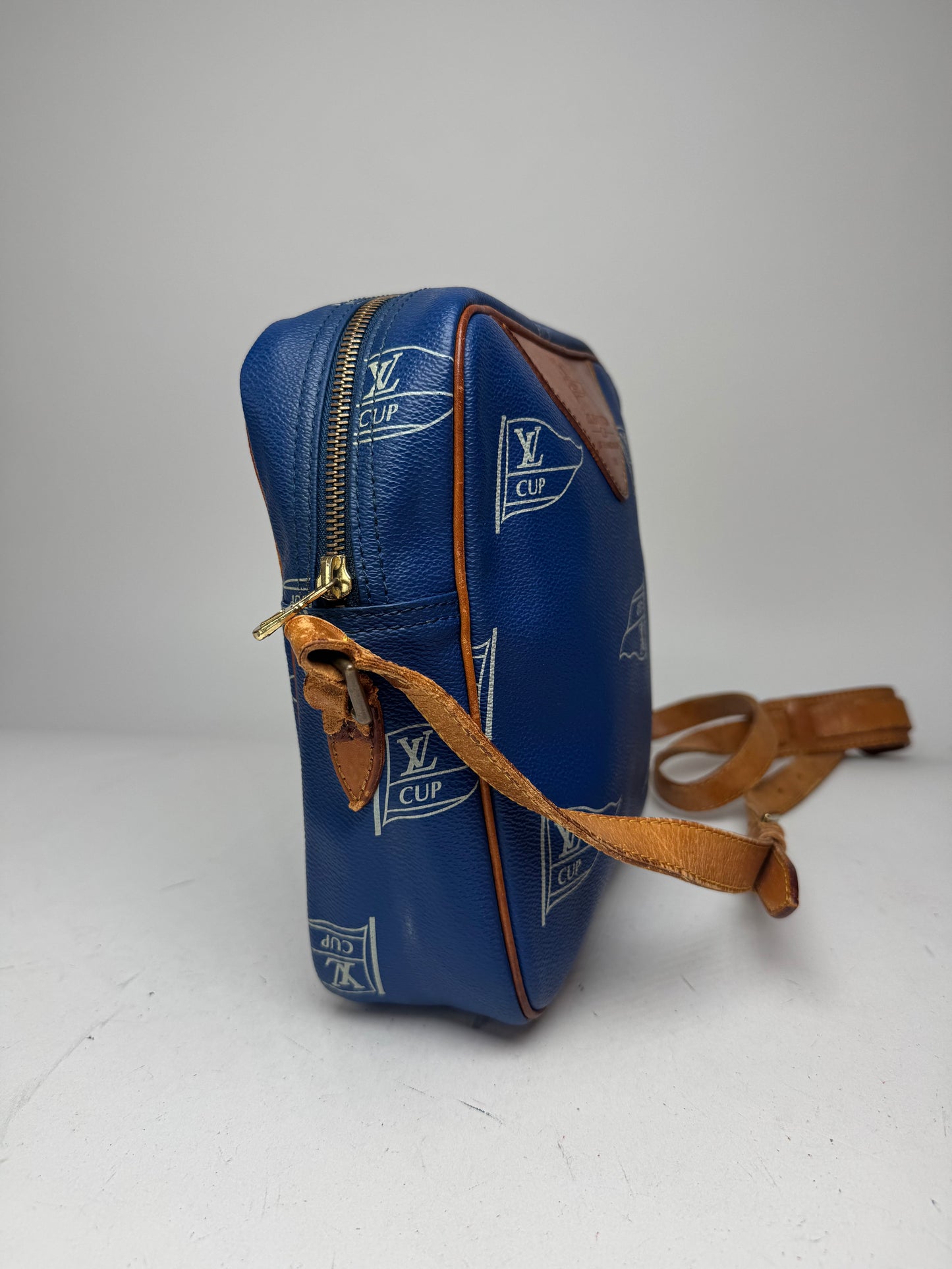 Vintage Louis Vuitton Americas Cup 2000 Leather Crossbody Bag Blue Brown