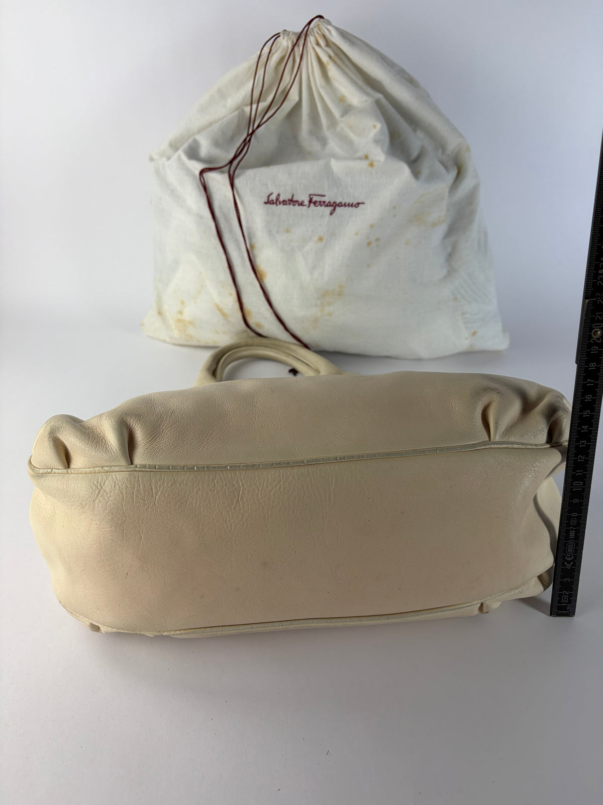 Vintage Ferragamo Soft Leather Hobo Bag Mid-2000s Ivory